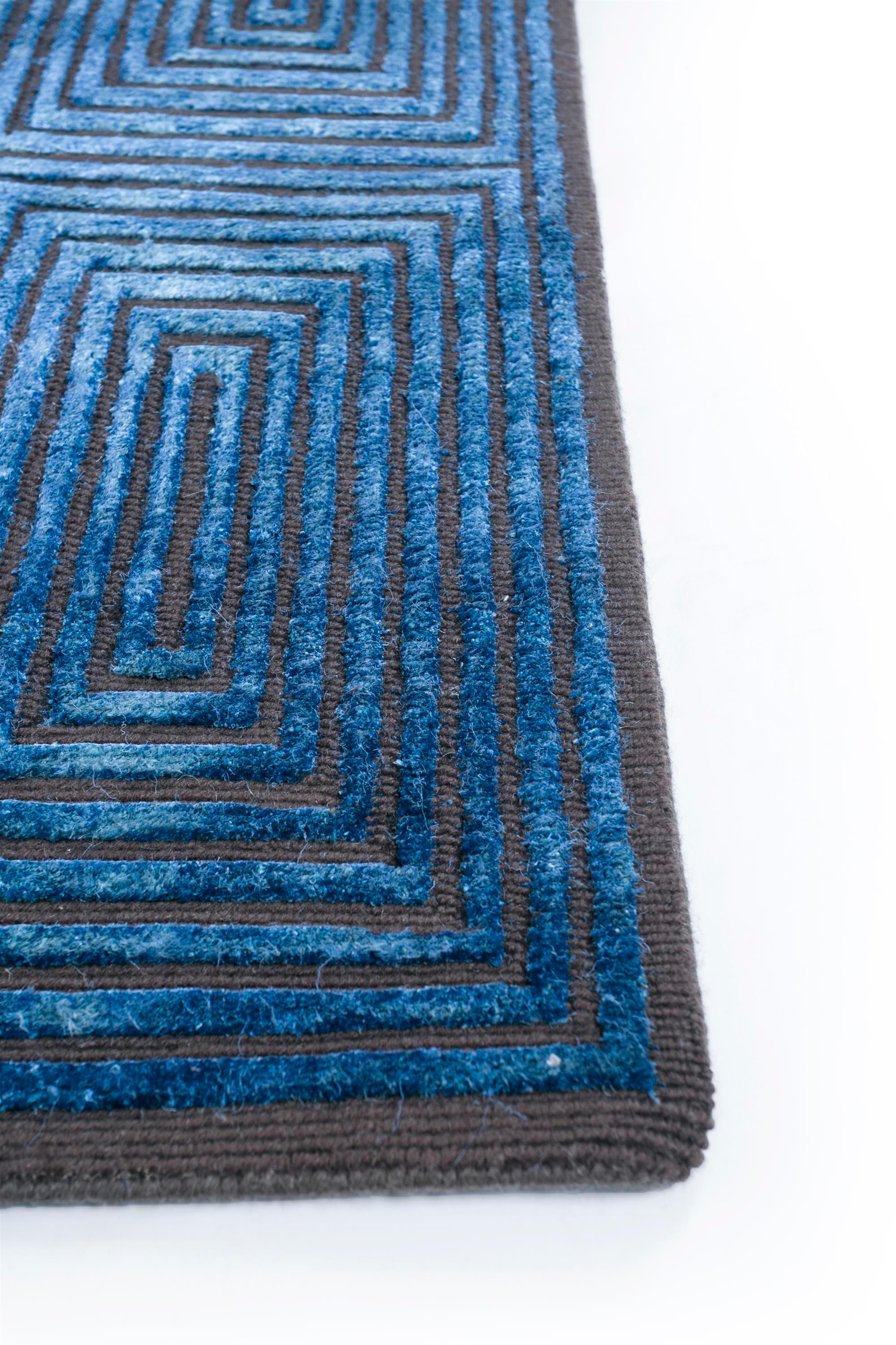  Kobaltfarbener Teppich von Rural Weavers, geknüpft, Wolle, Seide, 180x270cm (Minimalistisch) im Angebot