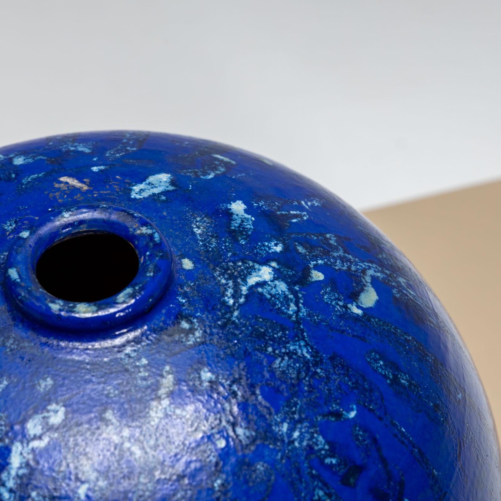 italien Vase en cobalt par Jackie Crapanzano Arte, Italie, 21e siècle en vente