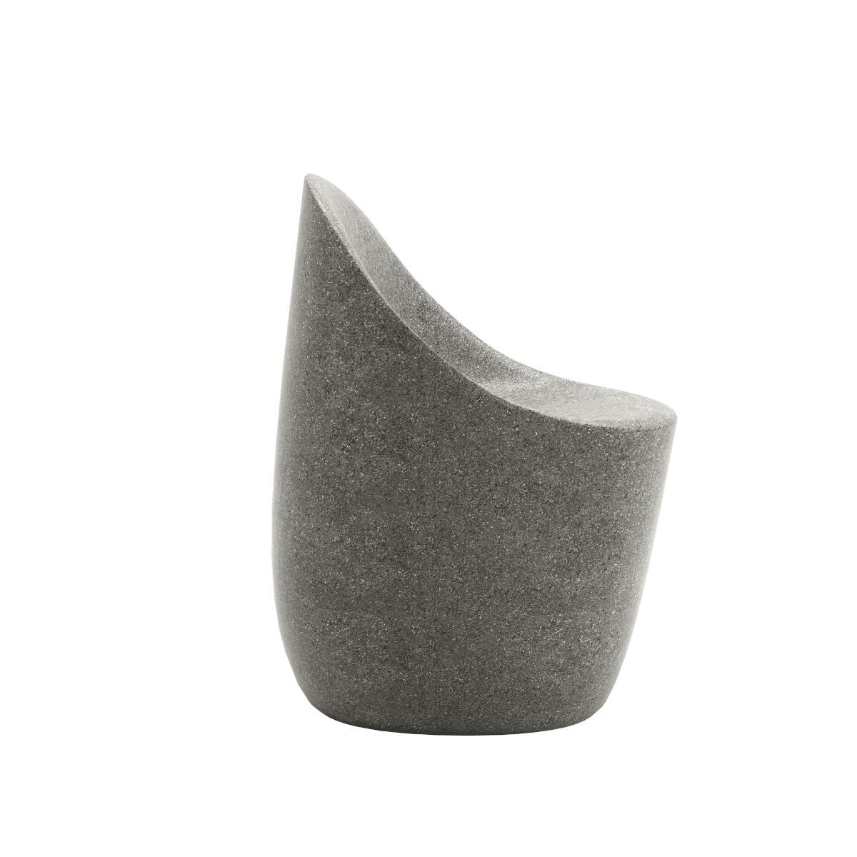 italien Chaise Cobble grise en polyéthylène recyclable par Elisa Giovannoni en vente