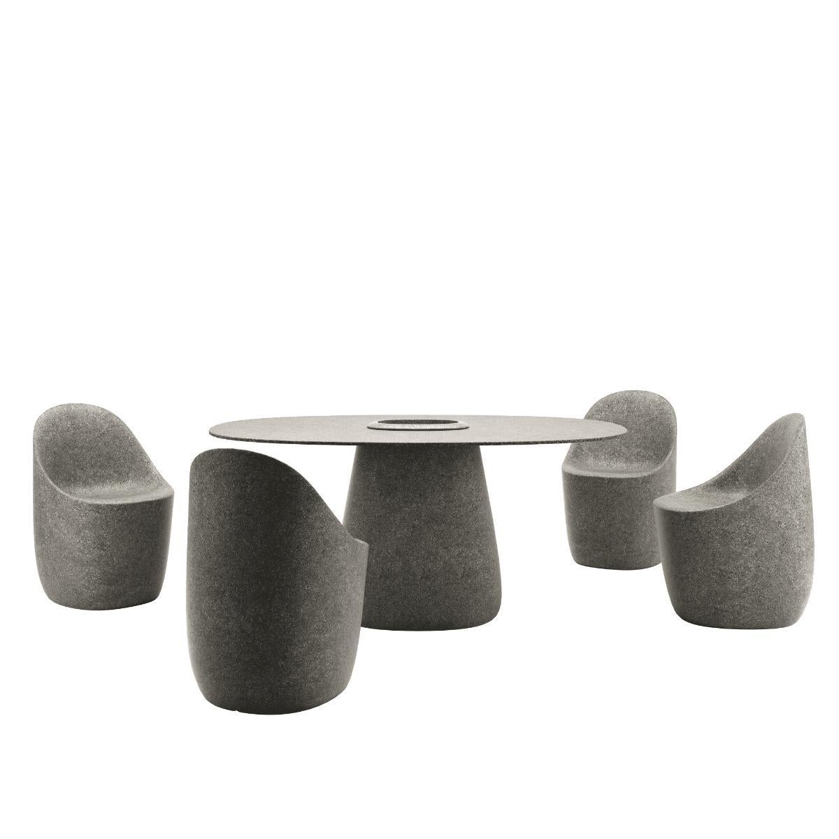 XXIe siècle et contemporain Chaise Cobble grise en polyéthylène recyclable par Elisa Giovannoni en vente