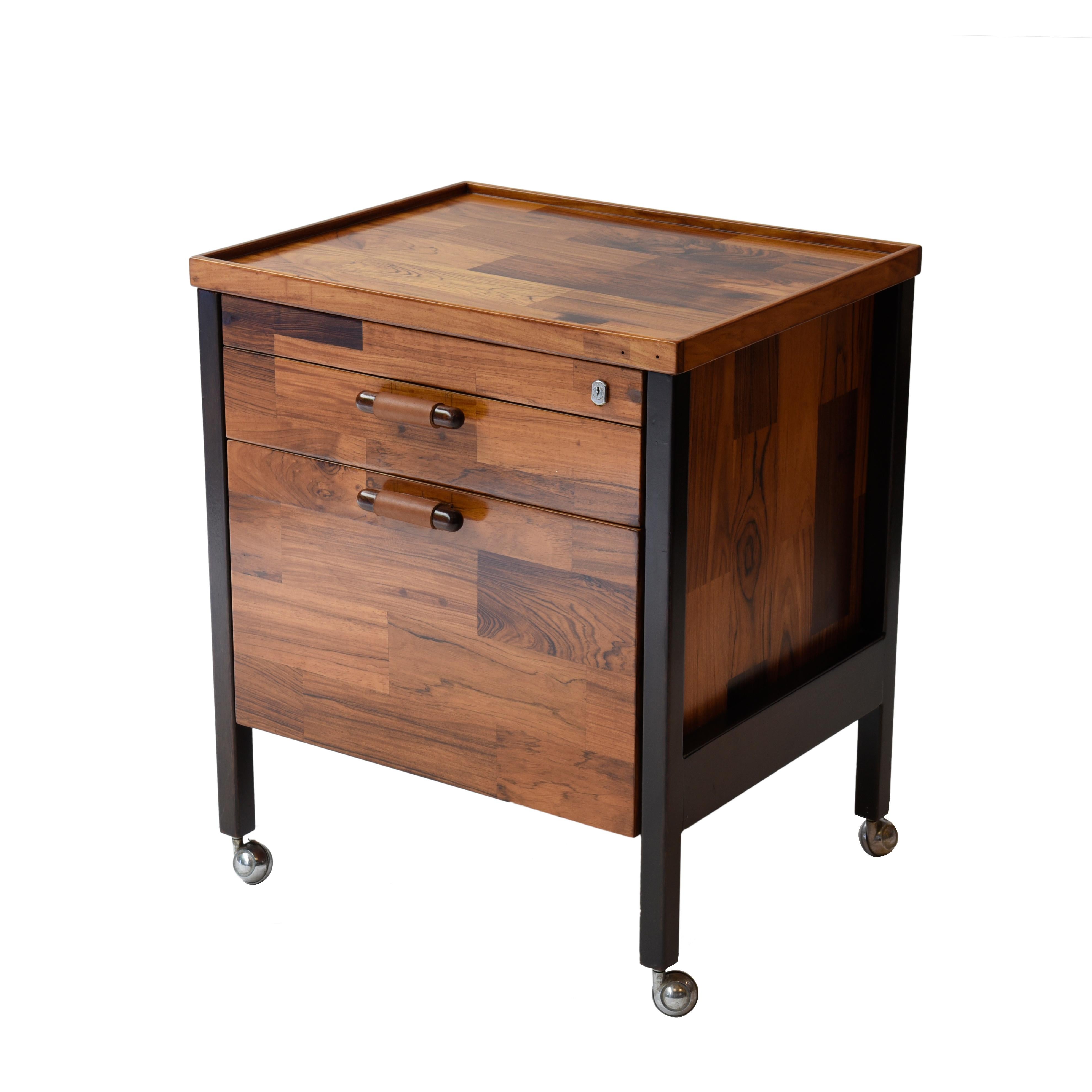 Brazilian Cobbled Chest of Drawers with Casters, by L'atelier, Jorge Zalszupin For Sale