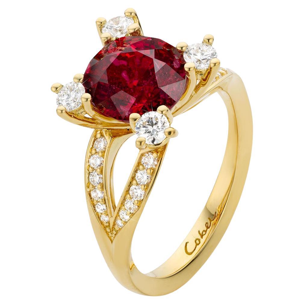 Cober "Bashing Red" with 4.24 Carat Spinel and 0.65 Ct Diamonds YellowGold Ring  For Sale