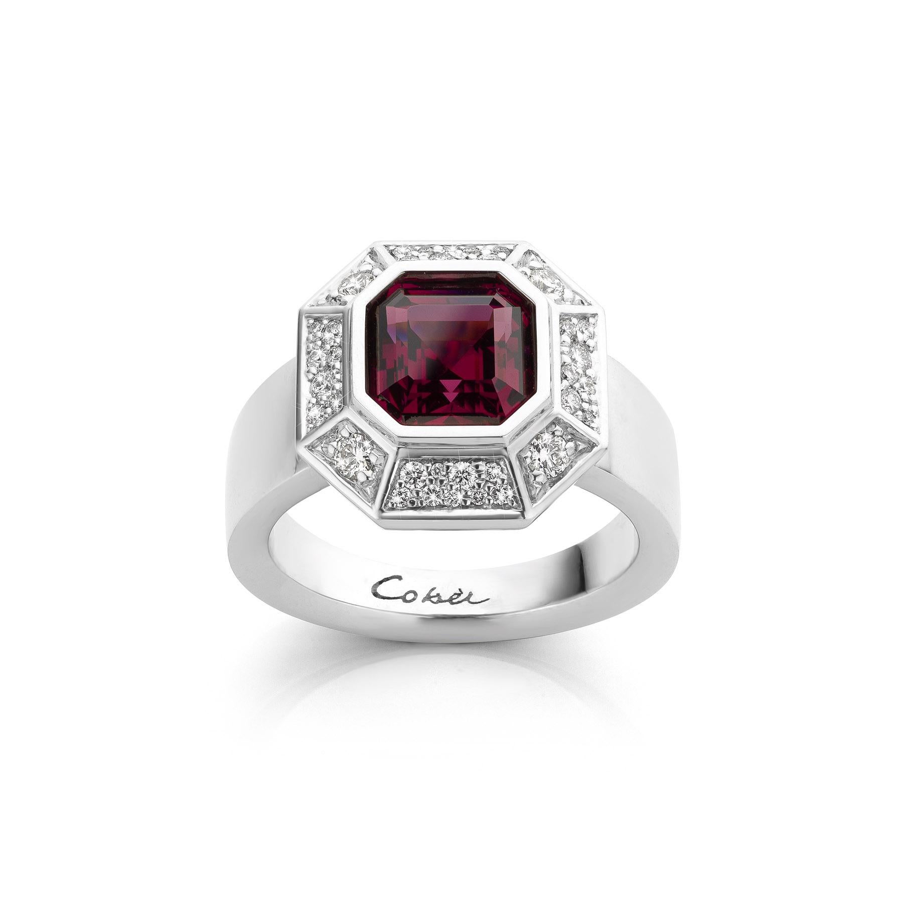 Cober “Catharina” 18K white gold ring with a Asscher-cut Garnet and 30 Diamonds For Sale 2
