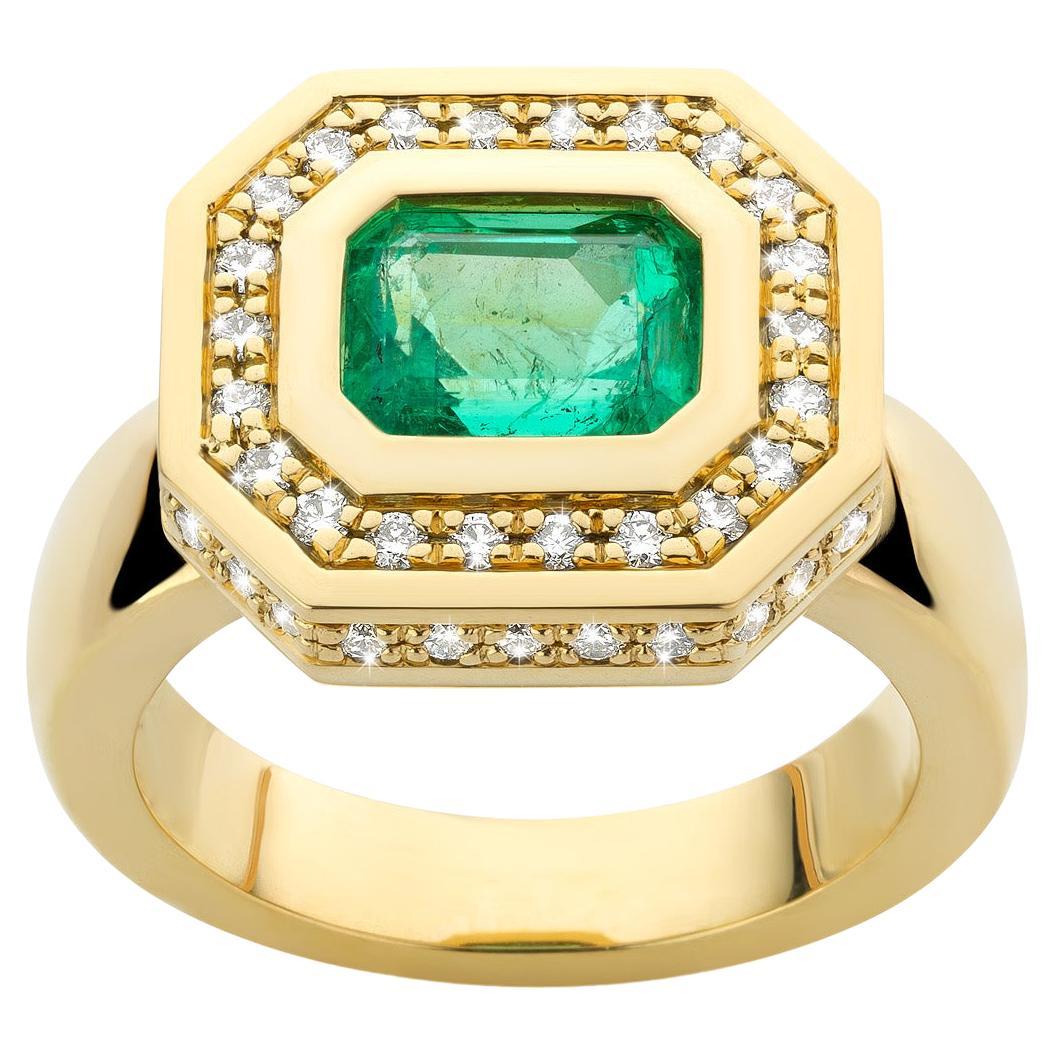 Im Angebot: Cober-Ring „Colombian Deco“ mit 1,77 Karat Smaragd umgeben von 48 Diamanten () 3