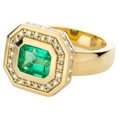 Cober "Colombian Deco" with 1.77 Carat Emerald surrounded by 48 Diamonds Ring