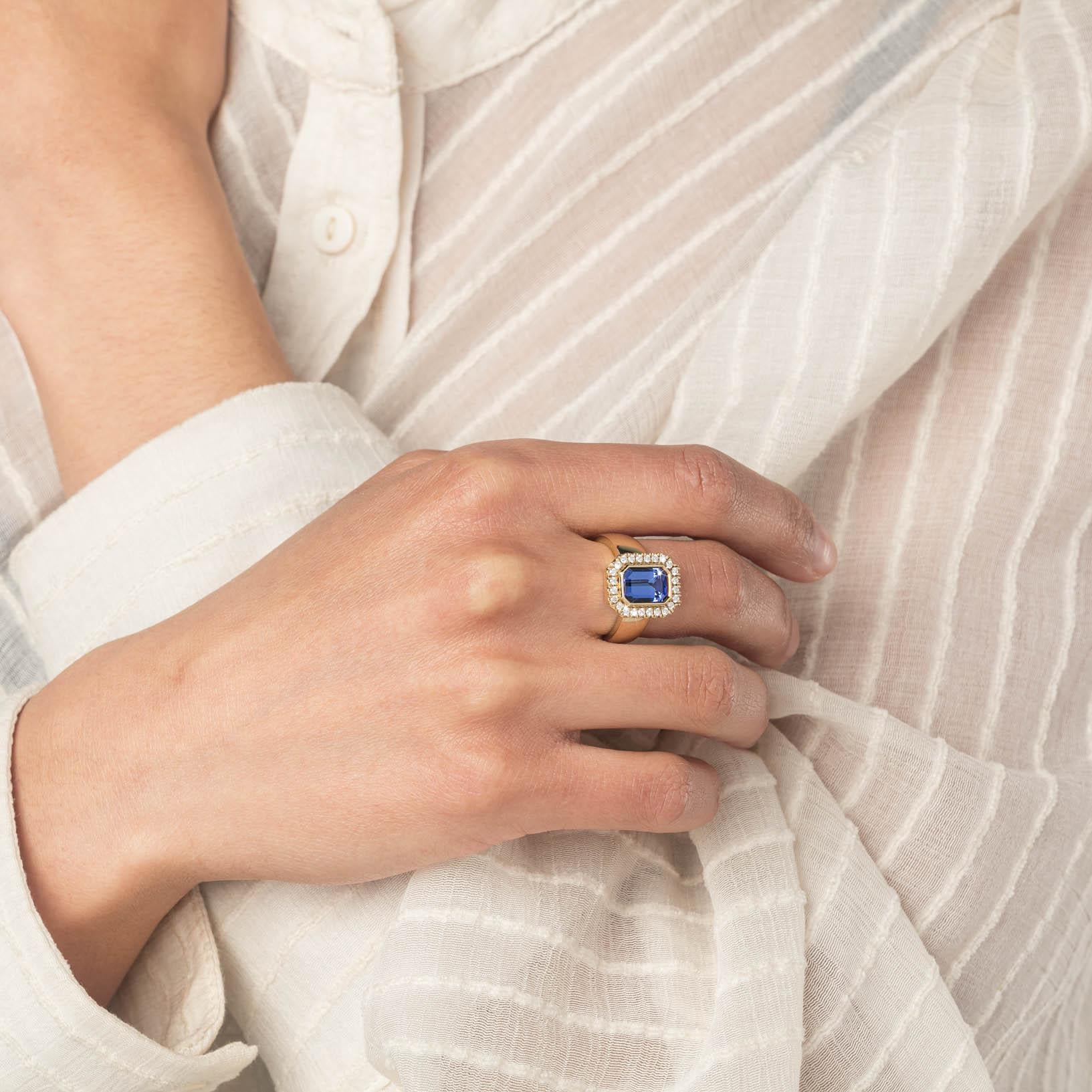 We invite you to see more of our collection from Cober Jewellery at 1stDibs!
You can type Cober Jewellery in the search bar to view more of our pieces of jewellery at our webshop.

Handmade 14 Carat Yellow Gold Ring with a 2.58ct Tanzanite,