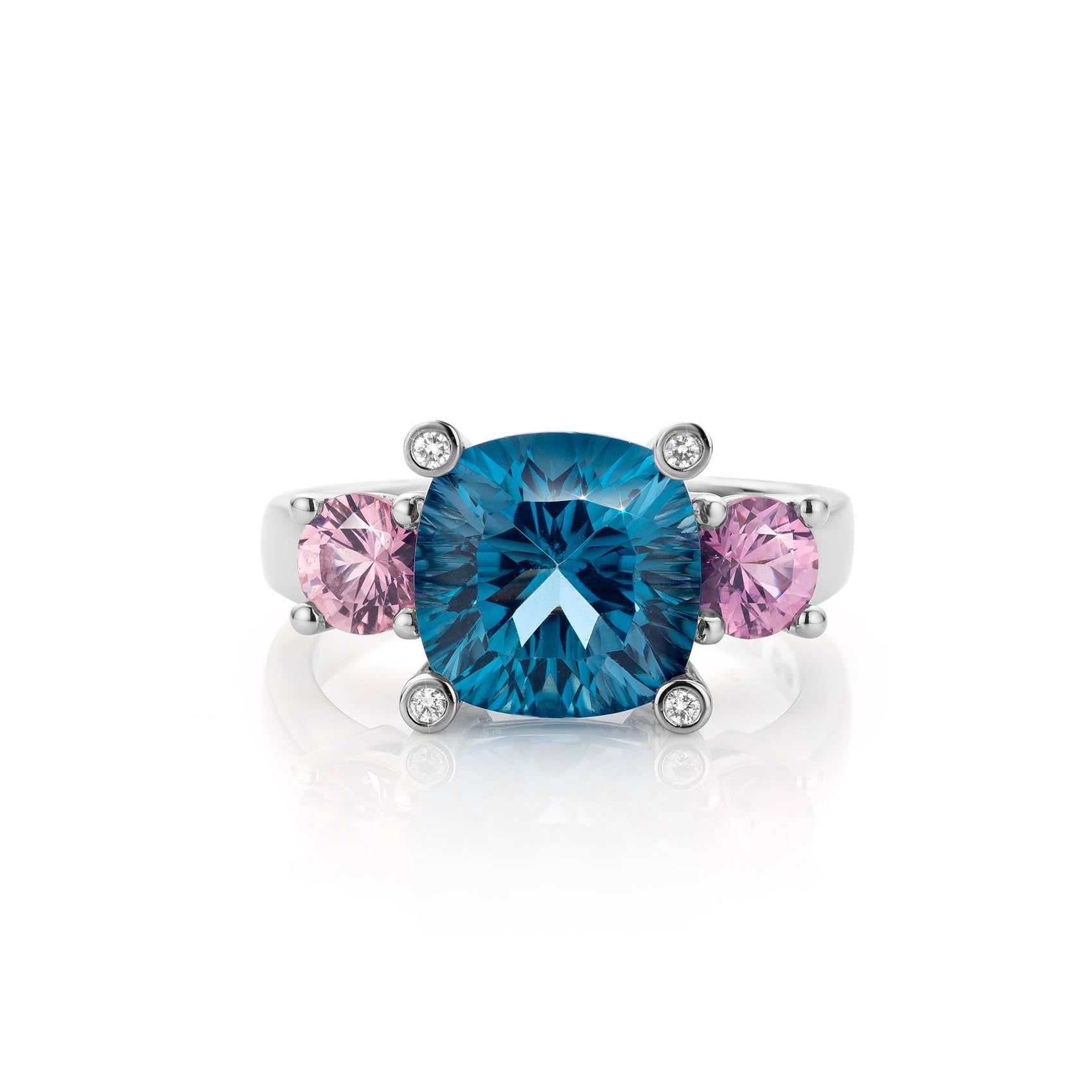 Contemporary Cober “Feeling Blue-Pink” deliverable with Spinel and Diamonds Three-stones Ring For Sale