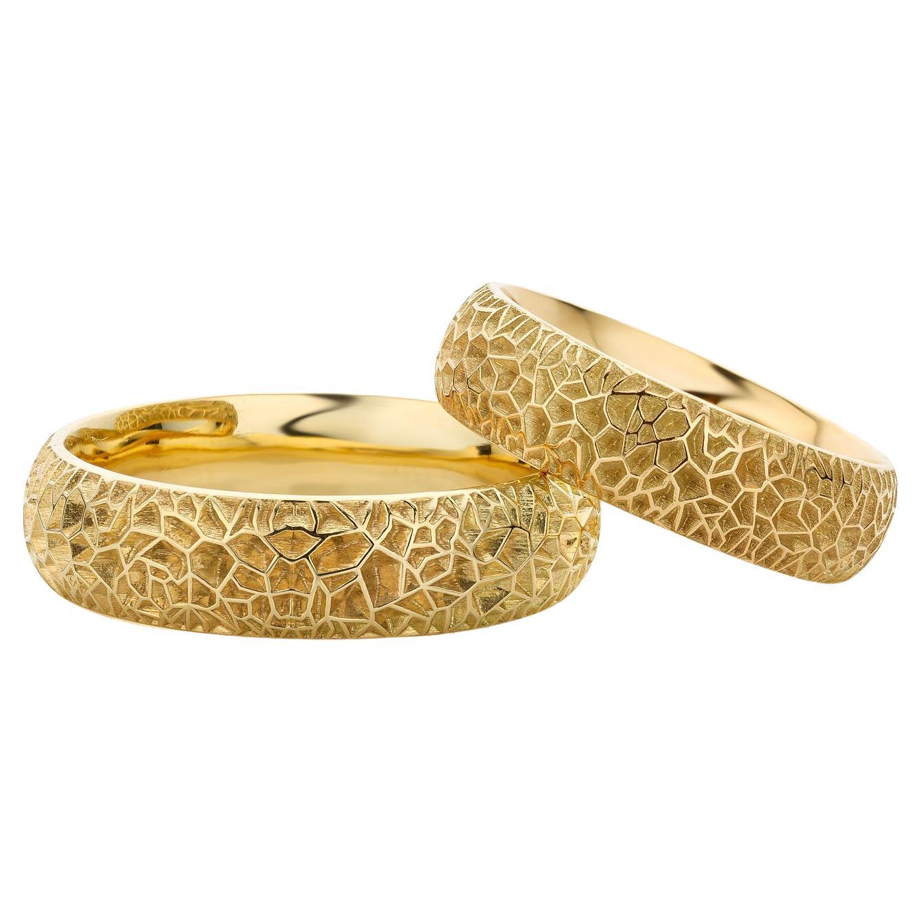 For Sale:  Cober Jewellery “Desert Footsteps” 14 Karat Yellow Gold Wedding Rings