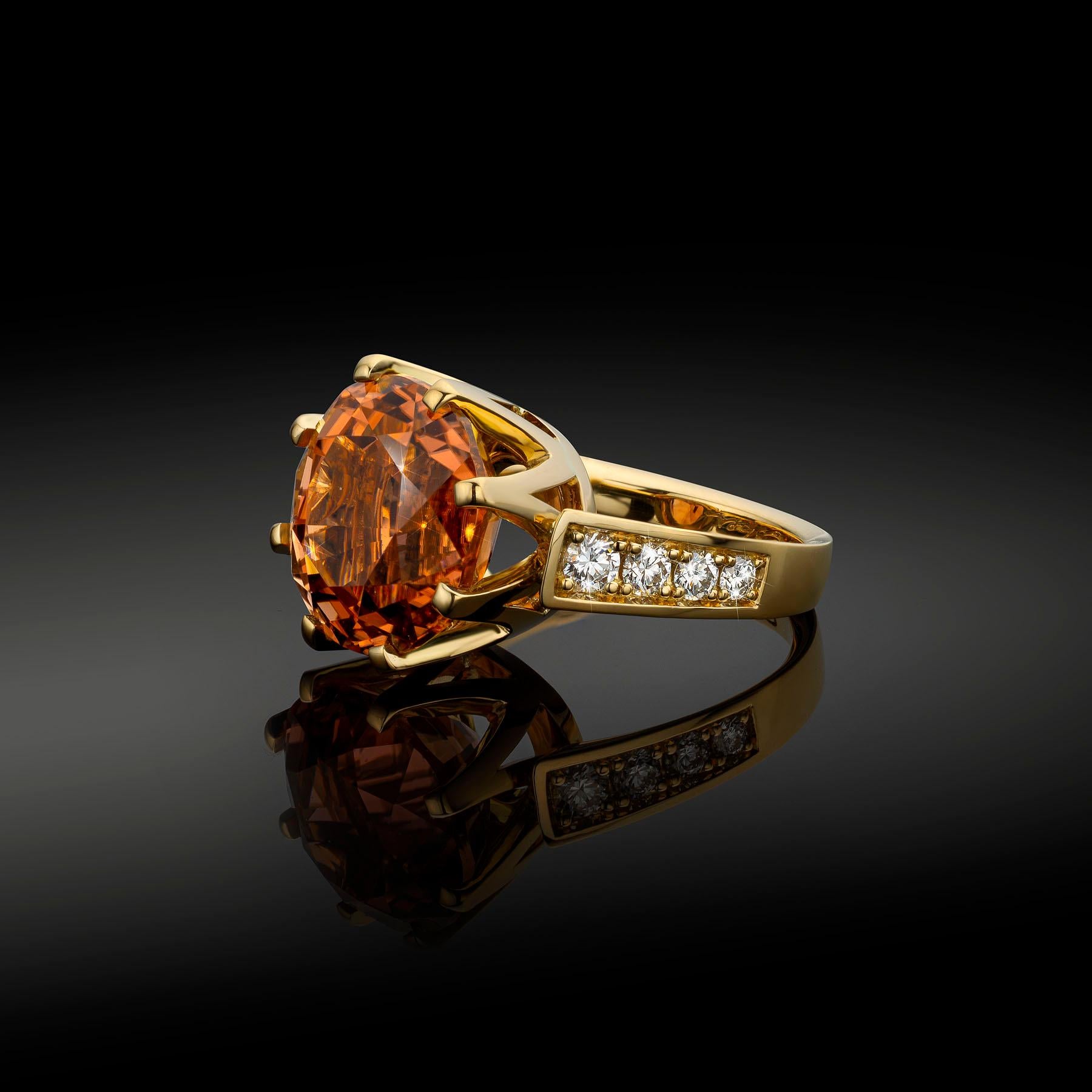 Contemporary Cober “Queen Peach” with peach color Tourmaline and Diamonds Yellow Gold Ring  For Sale