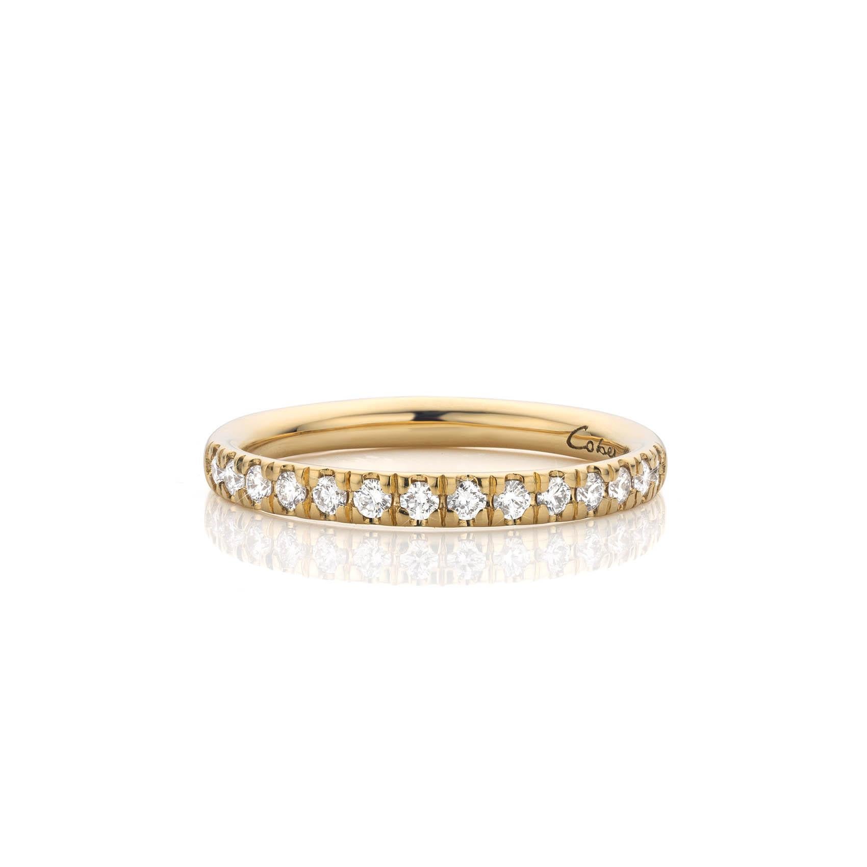 Contemporary Cober “Rouska” with 4 Brilliant-cut Diamonds of 0.025 Carat Yellow Gold Ring For Sale