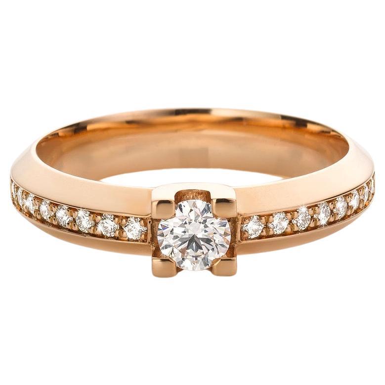 Cober set with a 0.25 Carat Diamond and Diamonds  quality E/VS1 Rose Gold Ring For Sale