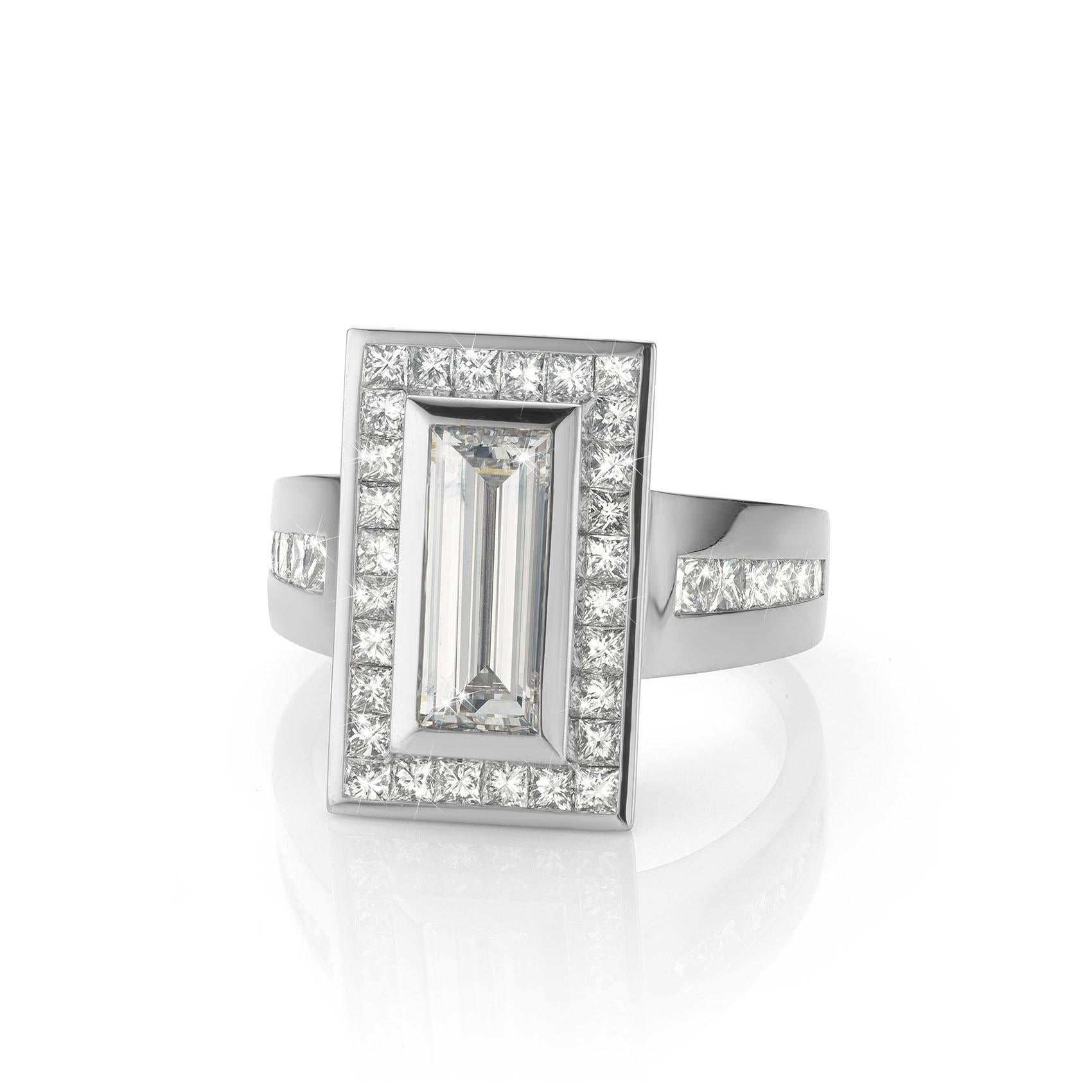 Baguette Cut Cober set with baguette-cut Diamond of 1.28 Carat and Diamonds White Gold Ring  For Sale