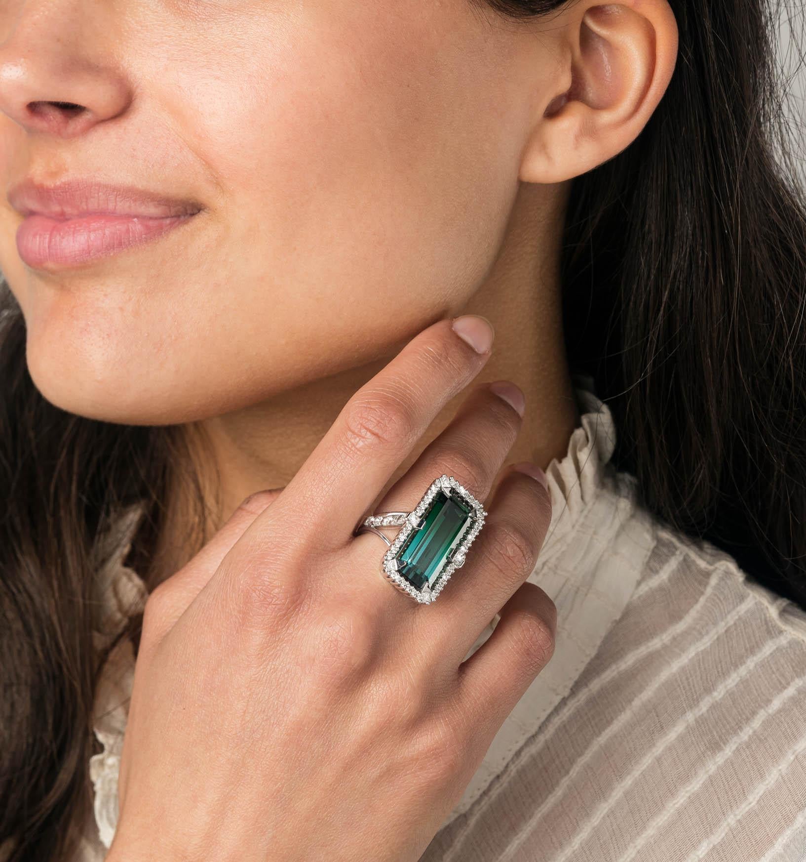 For Sale:  Cober Travel in Color with Tourmaline Princess-cut & Brilliant-cut Diamonds Ring 2