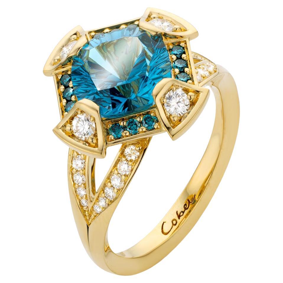 Cober Tropical Blue Topaz 12 diamants bleus 24 diamants pavés Bague en or jaune en vente