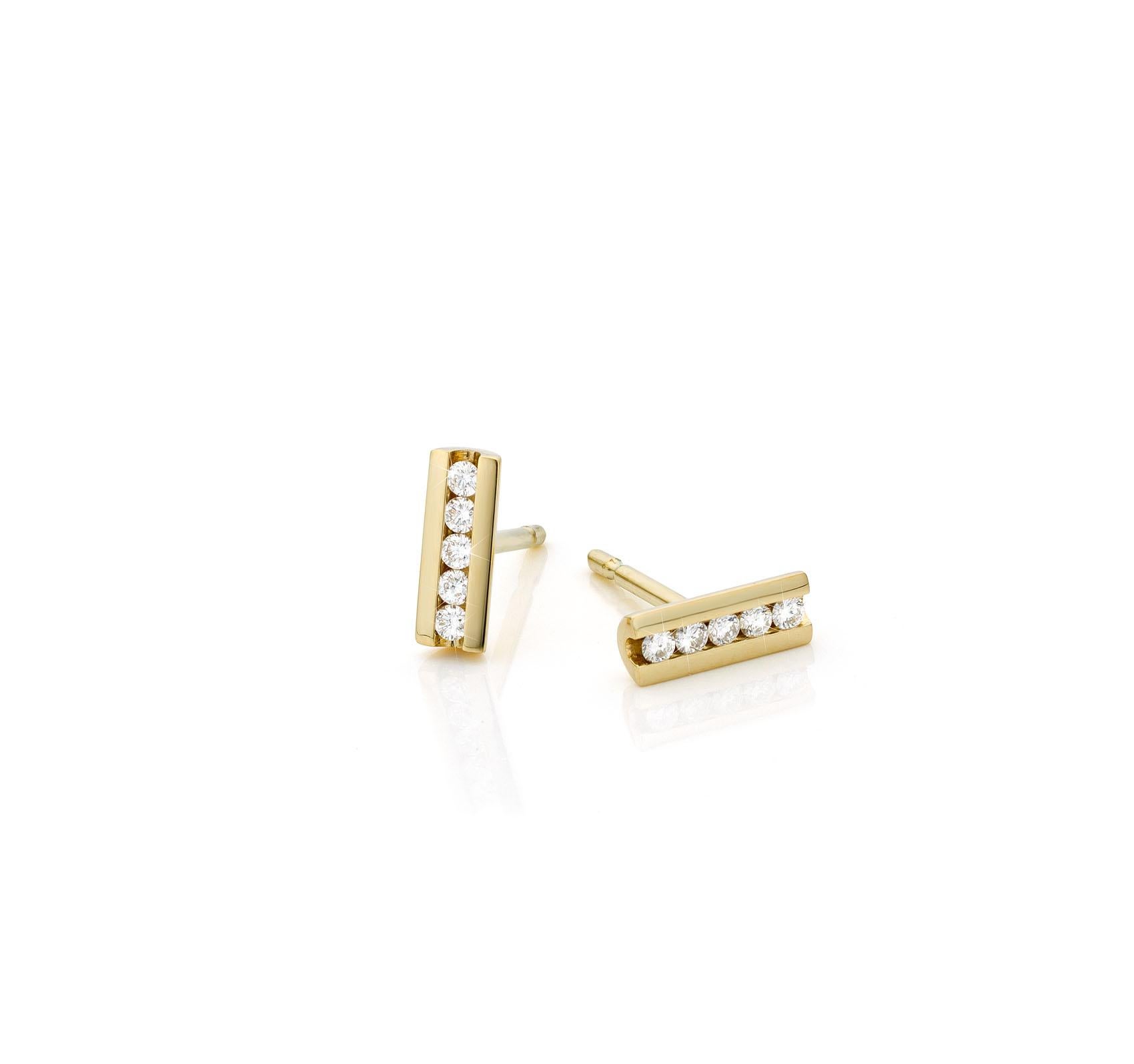 Contemporary Cober “Tube” 14 Carat Yellow Gold set with 5 x 0.01 Carat Diamonds Stud Earrings For Sale