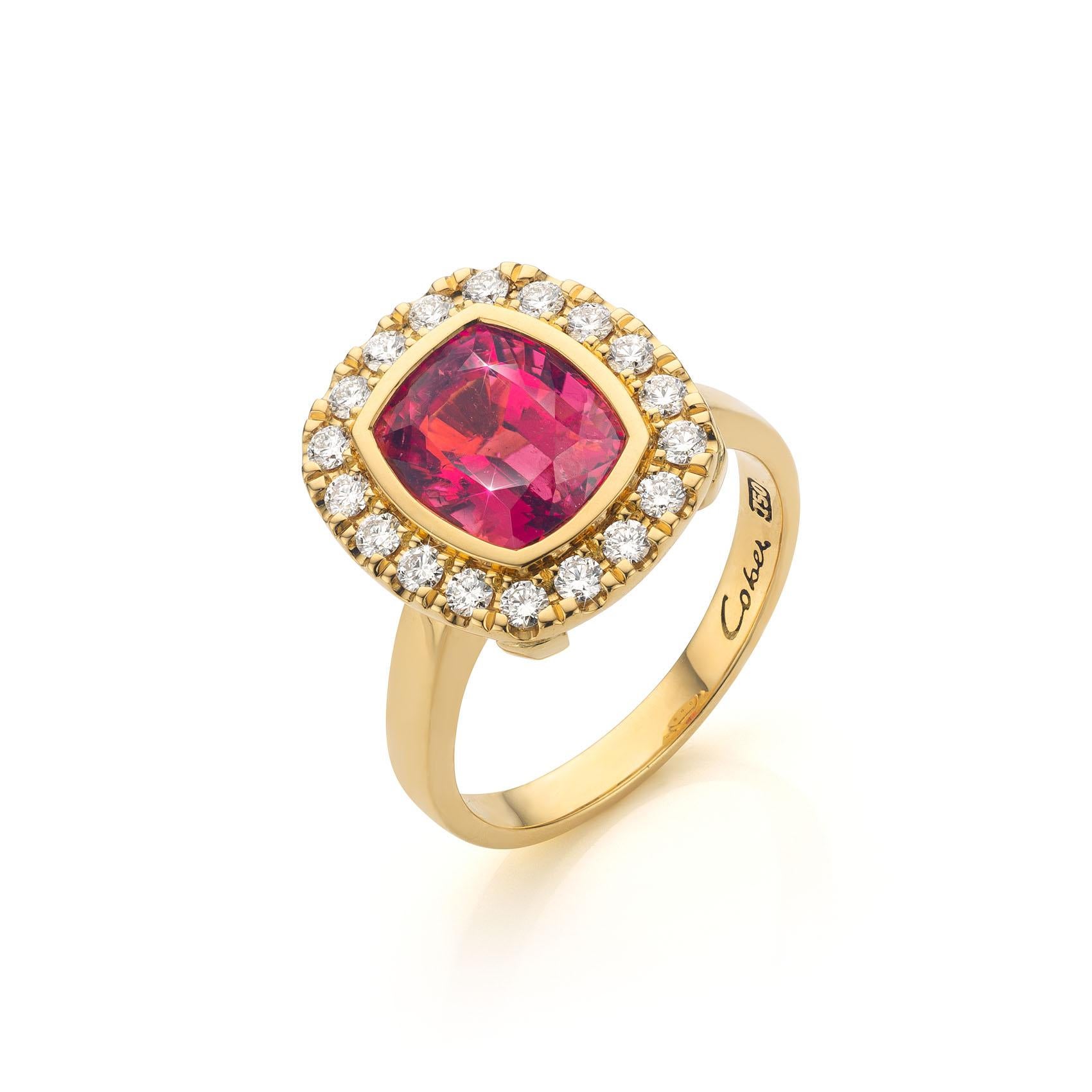 Women's Cober with 3.72 Carat Tourmaline, Rubelite and Diamonds Yellow Gold Ring For Sale