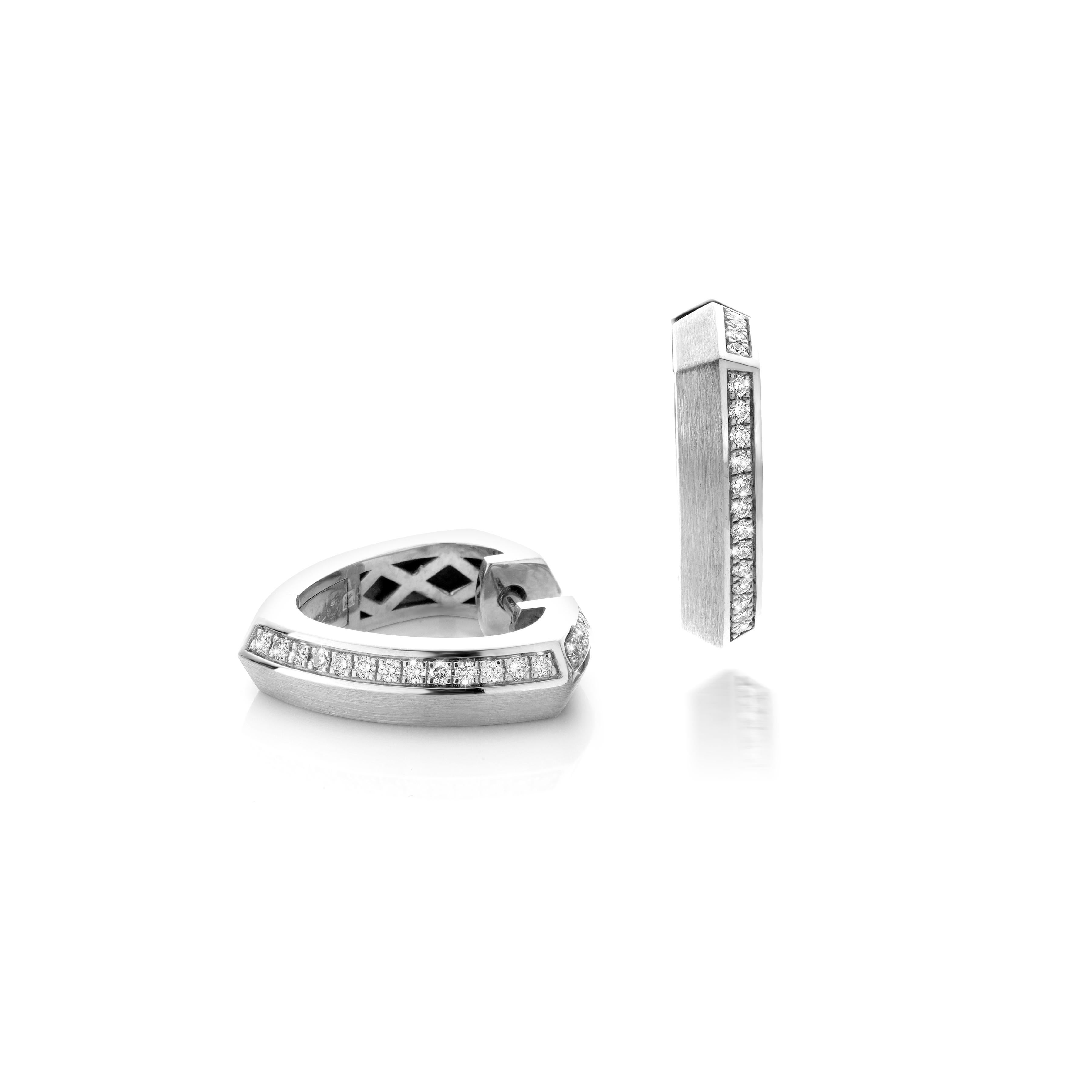 Contemporary Cober with 42 Brilliant-cut Diamonds 0.294 Ct total weight White Gold Earrings For Sale