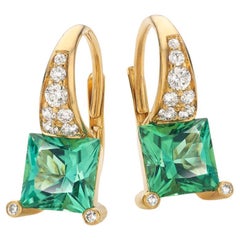 Cober with Clear Green Tourmaline and Diamonds 18 Carat Yellow Gold Earrings 