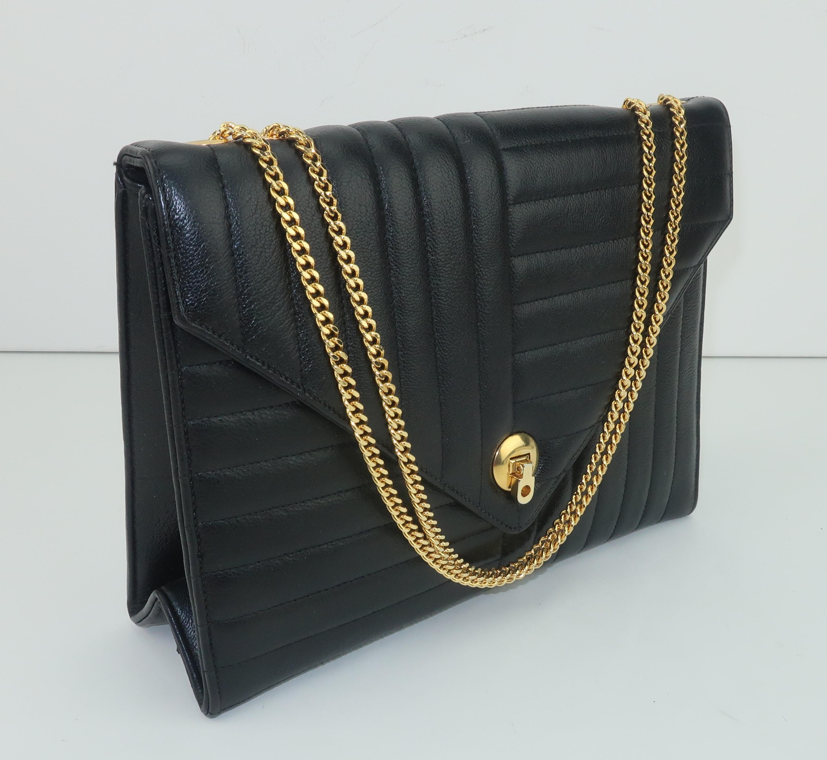 Coblentz Black Leather Handbag With Gold Convertible Chain, 1960's In Good Condition In Atlanta, GA
