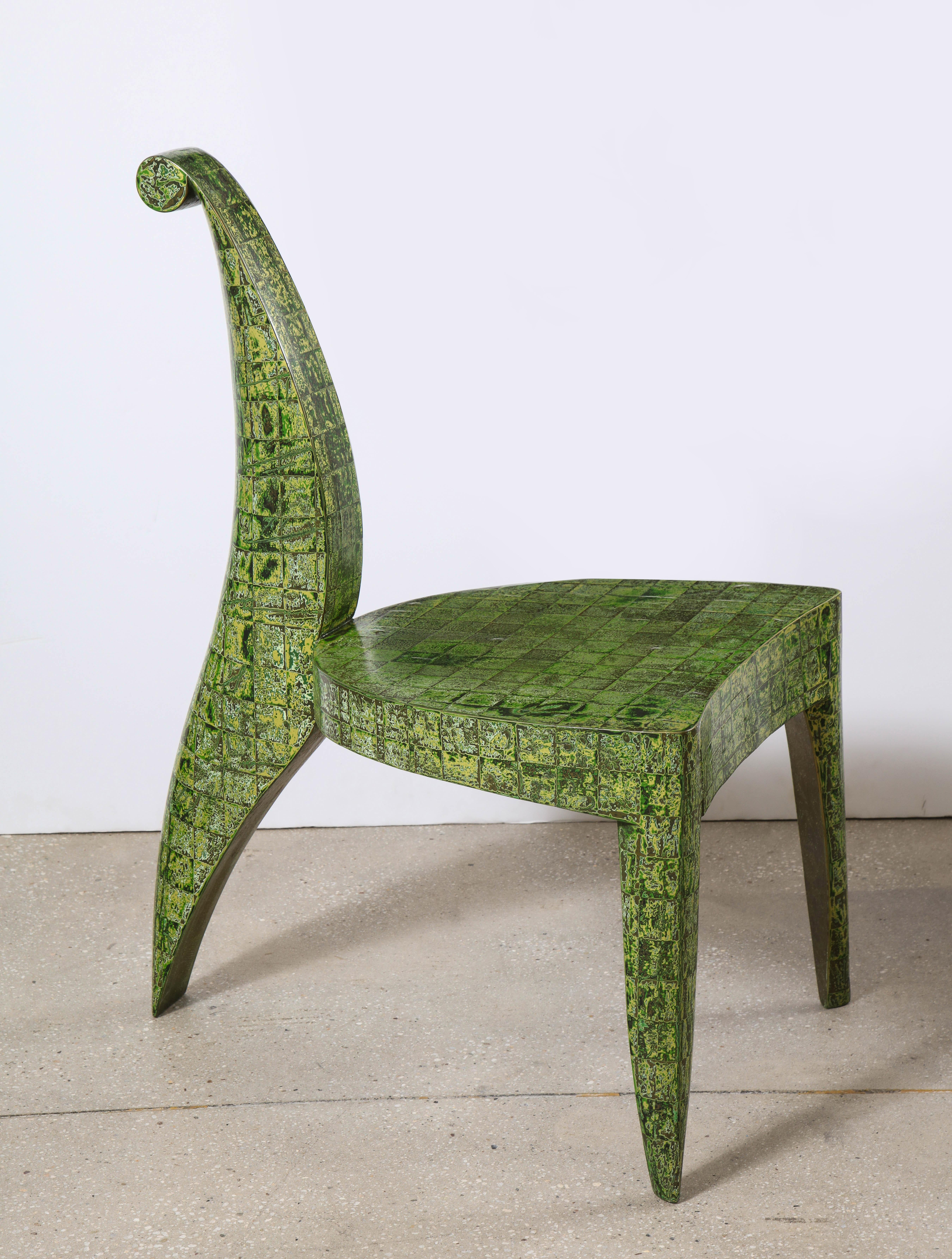 “Cobra” sculptural green lacquered chair, by Alasdair Cooke For Sale 2