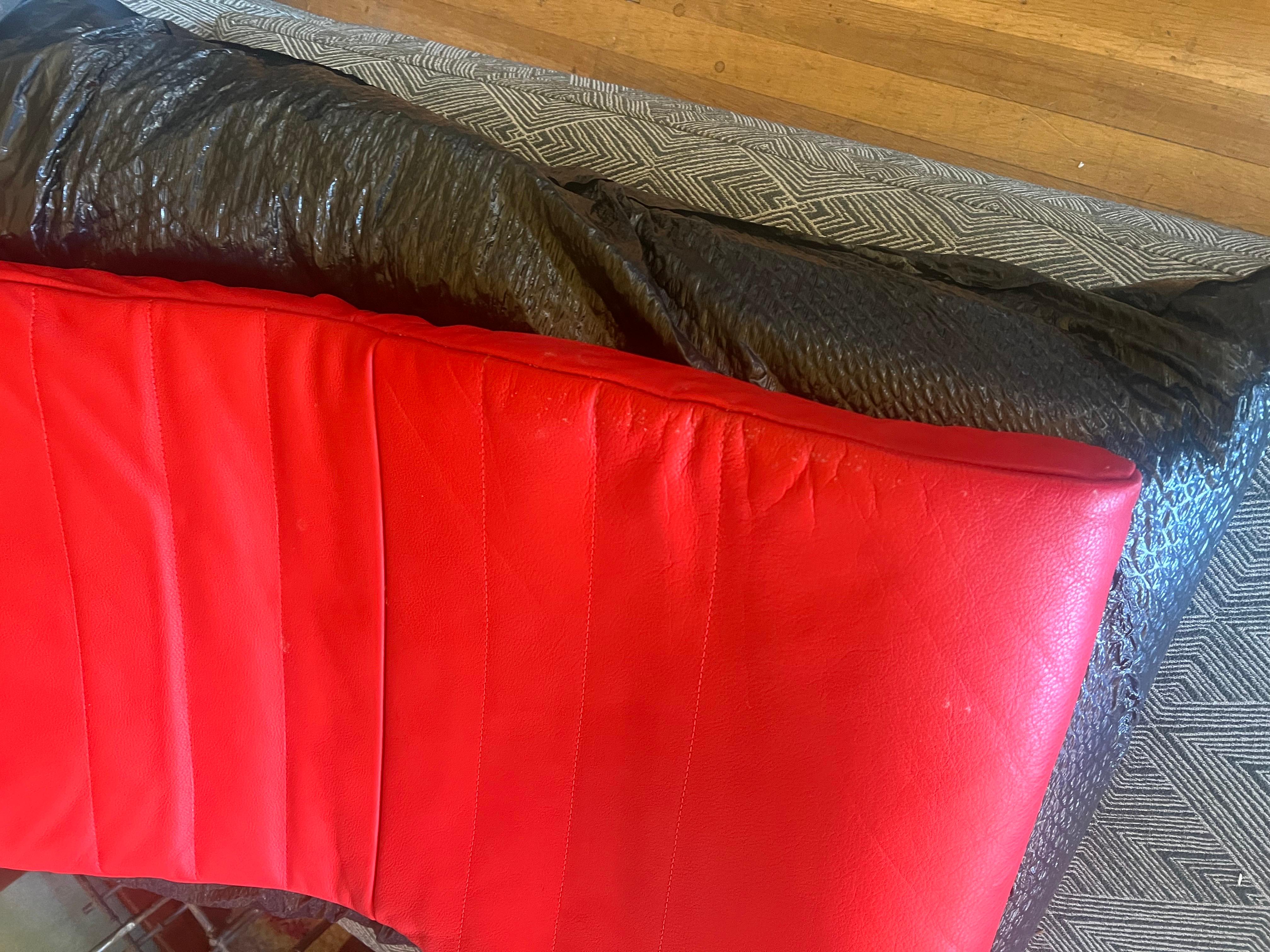 Cobra Lounge Chair by Giuseppe Zani for Zani Collezione Poltrone Italy NOS For Sale 1