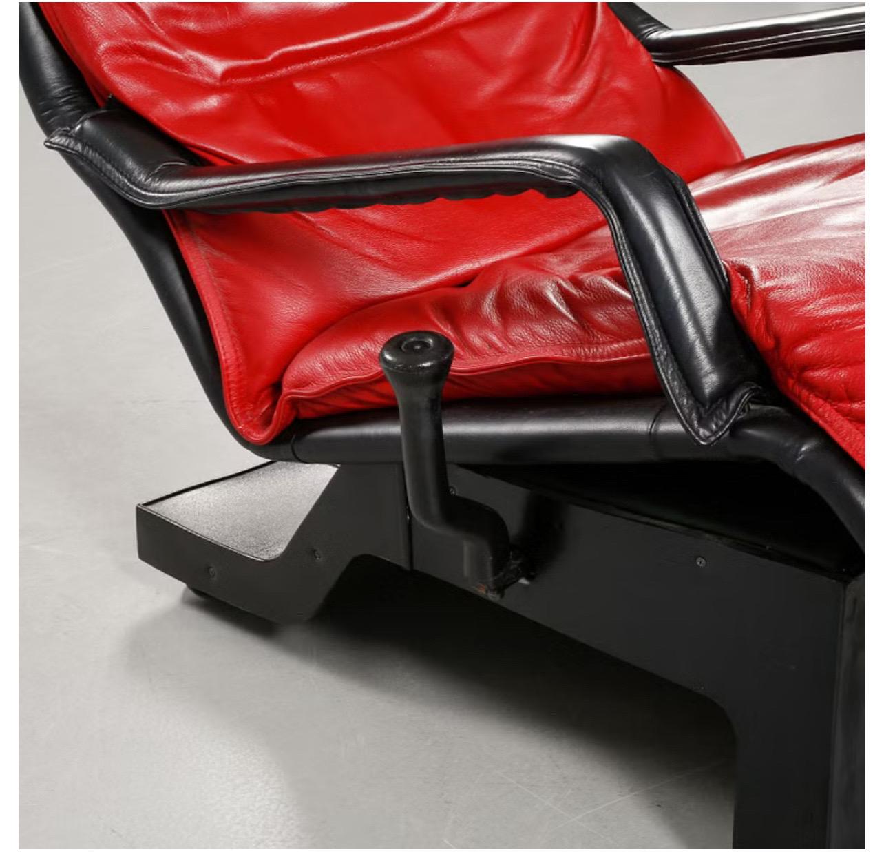 Cobra Lounge Chair by Giuseppe Zani for Zani Collezione Poltrone Italy NOS For Sale 6