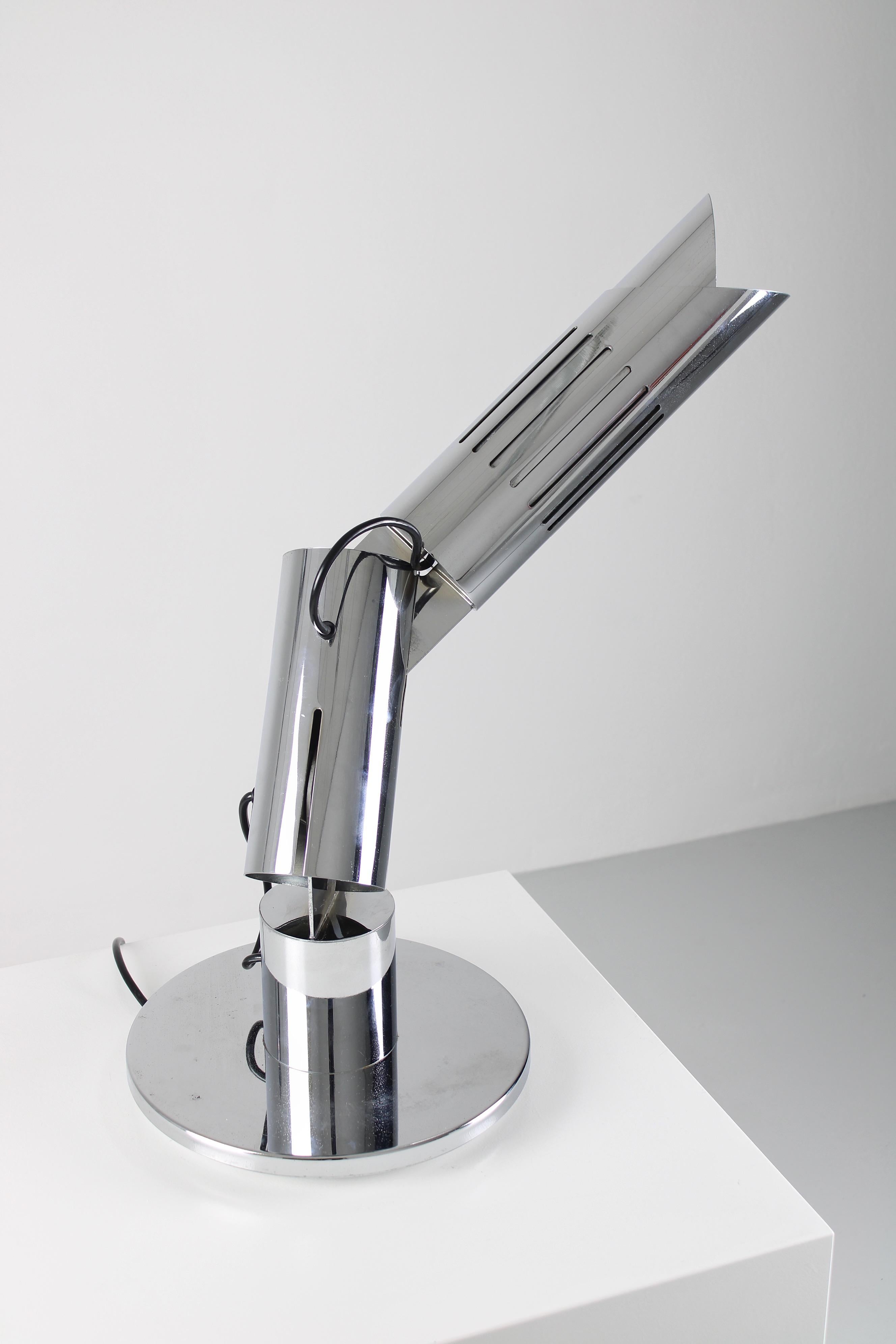 Cobra table lamp by Gabriele D’Ali for Francesconi, 1968 For Sale 2