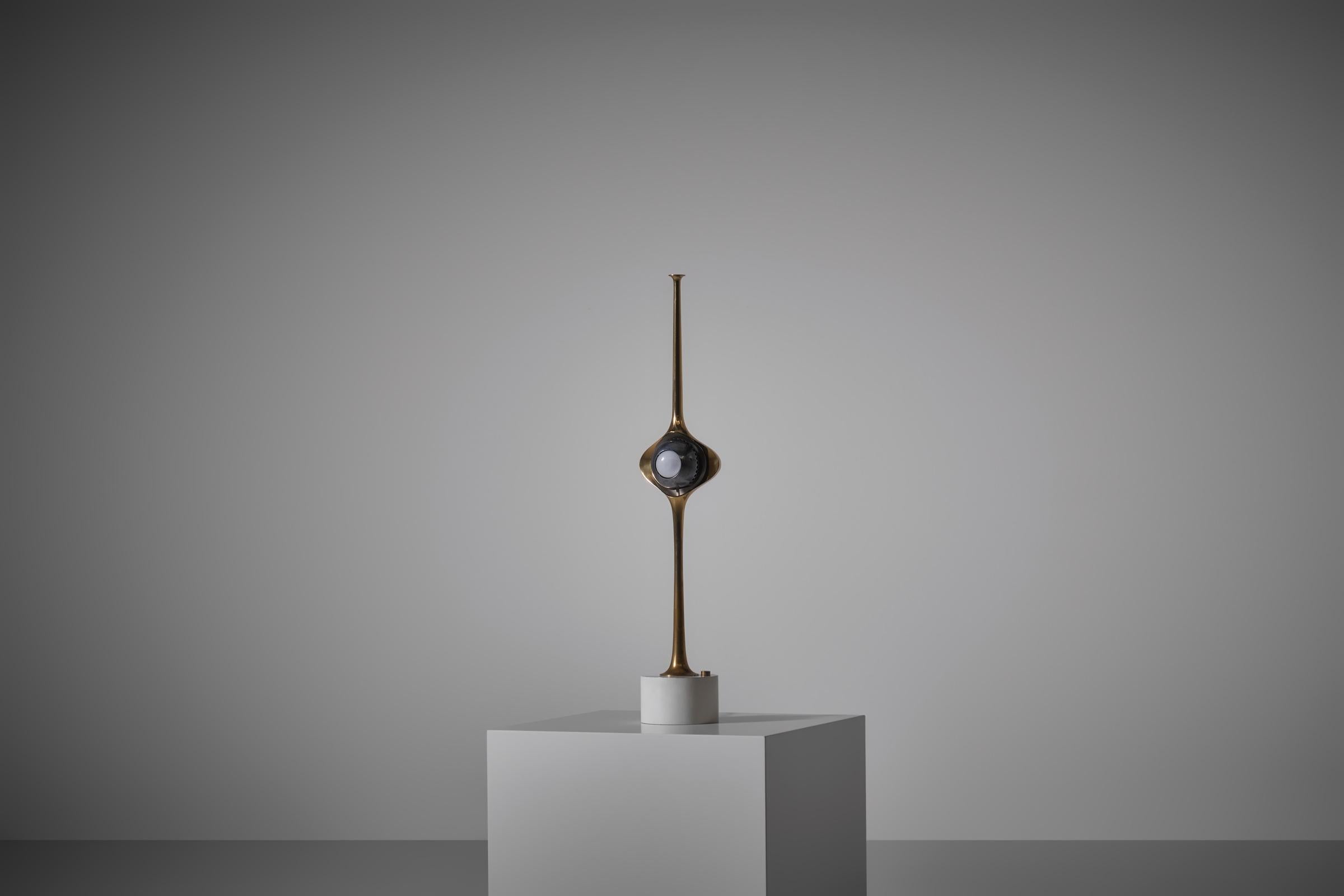 Laiton Lampe de table Cobra en laiton par Angelo Lelii pour Arredoluce, Italie 1962 en vente
