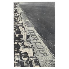 Ombrelloni Cocacola spiaggia Jesolo Italia anni '60 Studio Ferruzzi Marco Lion photograf