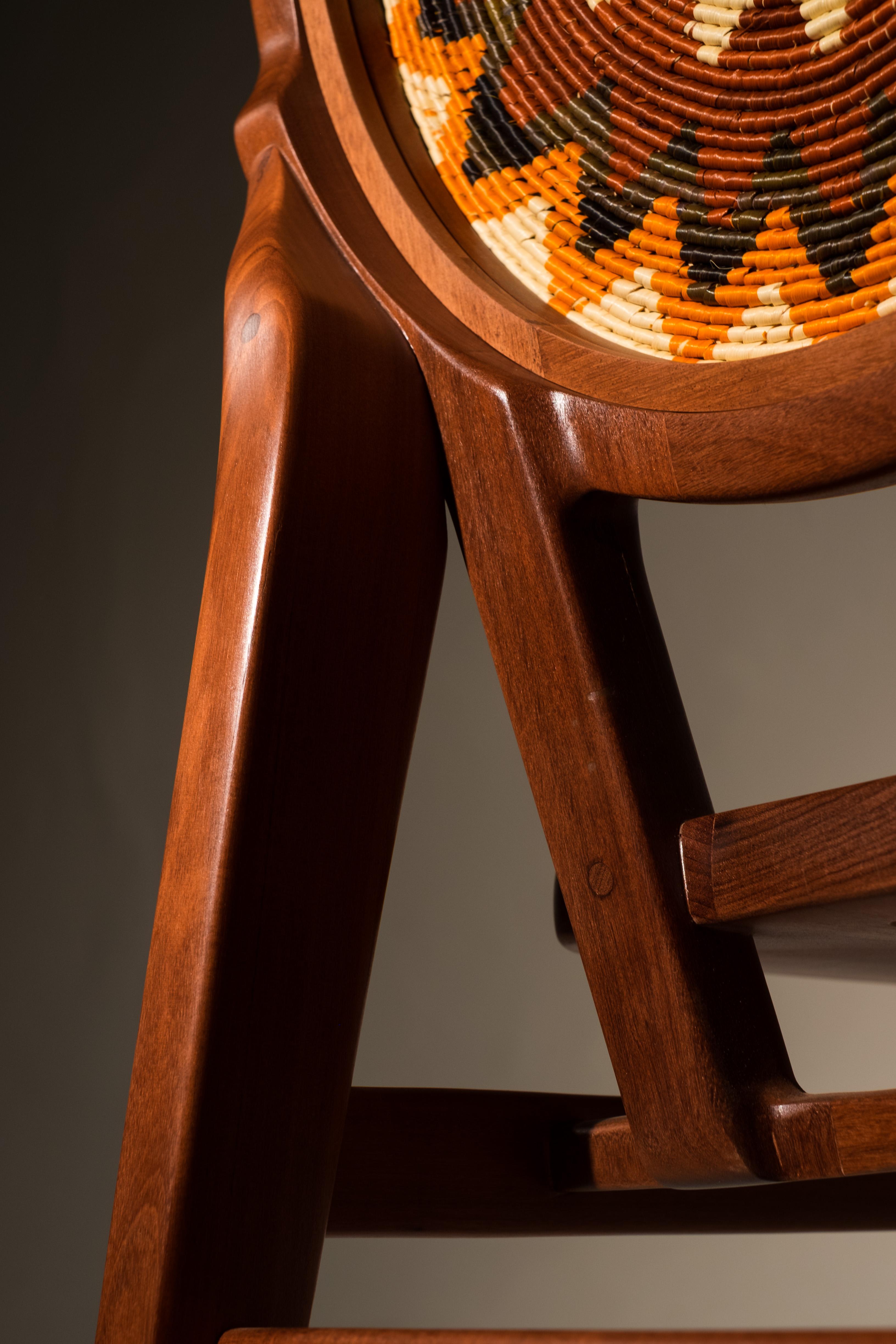 Cocar Chair: handmade in Brazill with braided tucumã straw and Cabreúva wood For Sale 1