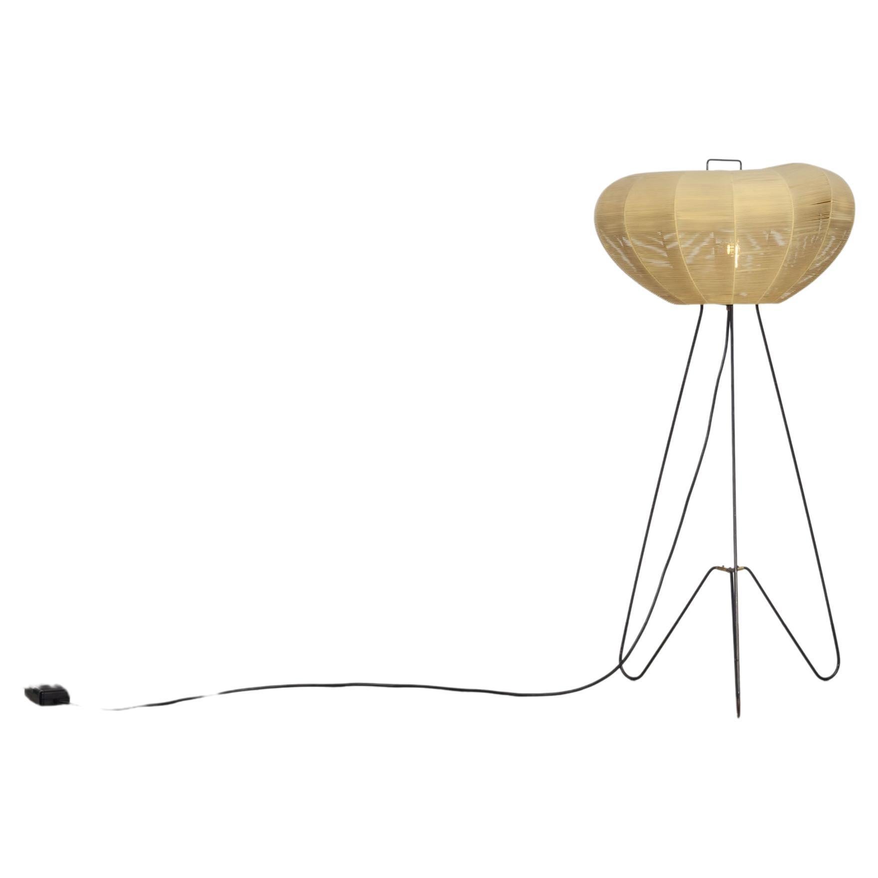 Lampada da terra a tre gambe a forma di Coccon degli anni '50.