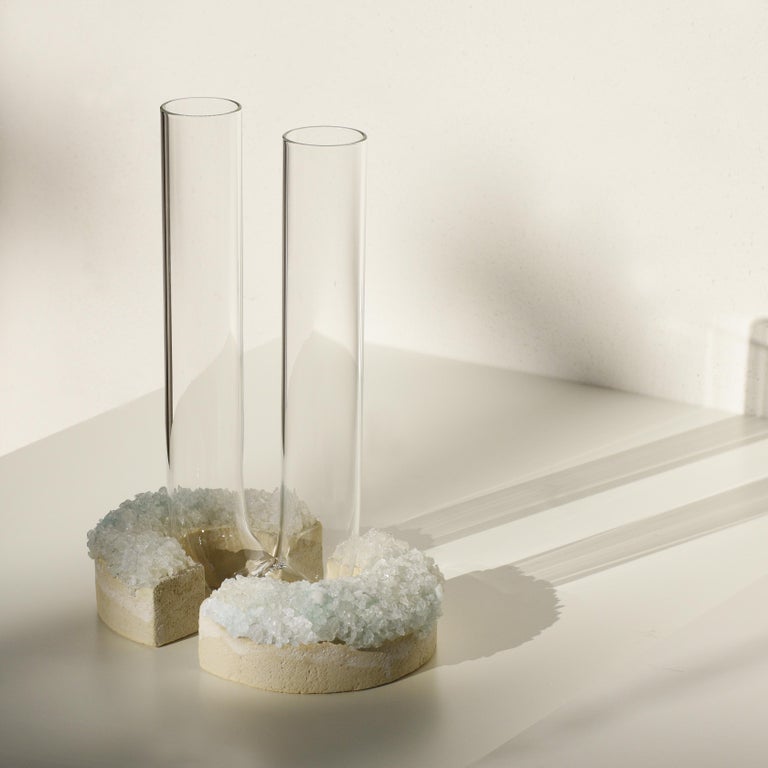 Vase contemporain en verre et cristaux de roche 2 d'hiver «ochlea Del — free download
