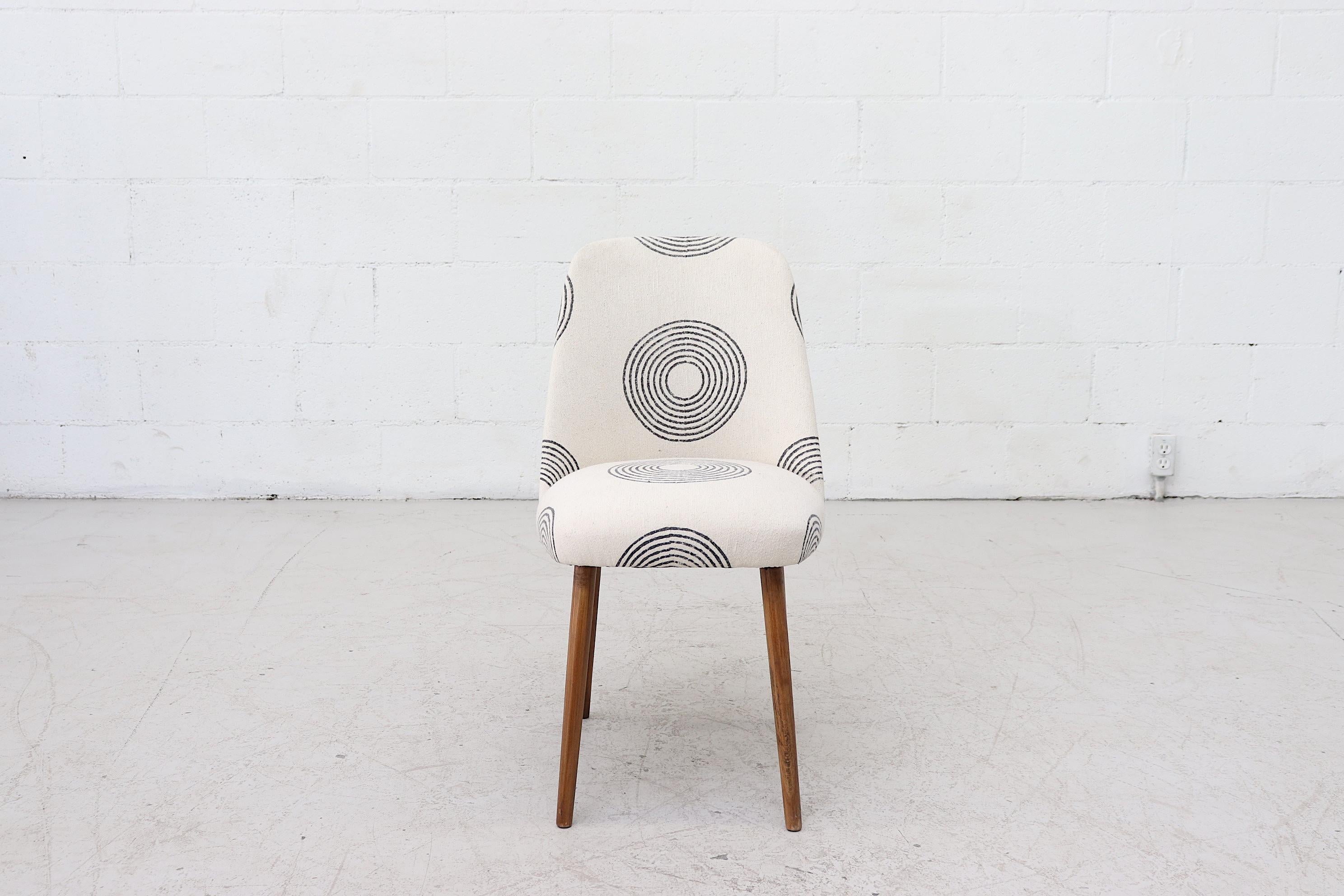 Amsterdam Modern and Los Angeles Textile Studio Block Shop collaborated on a Classic Saarinen-style cocktail chair. Beautifully restored and newly upholstered in custom bone white textured Khadi Indian cotton with hand block print and lightly