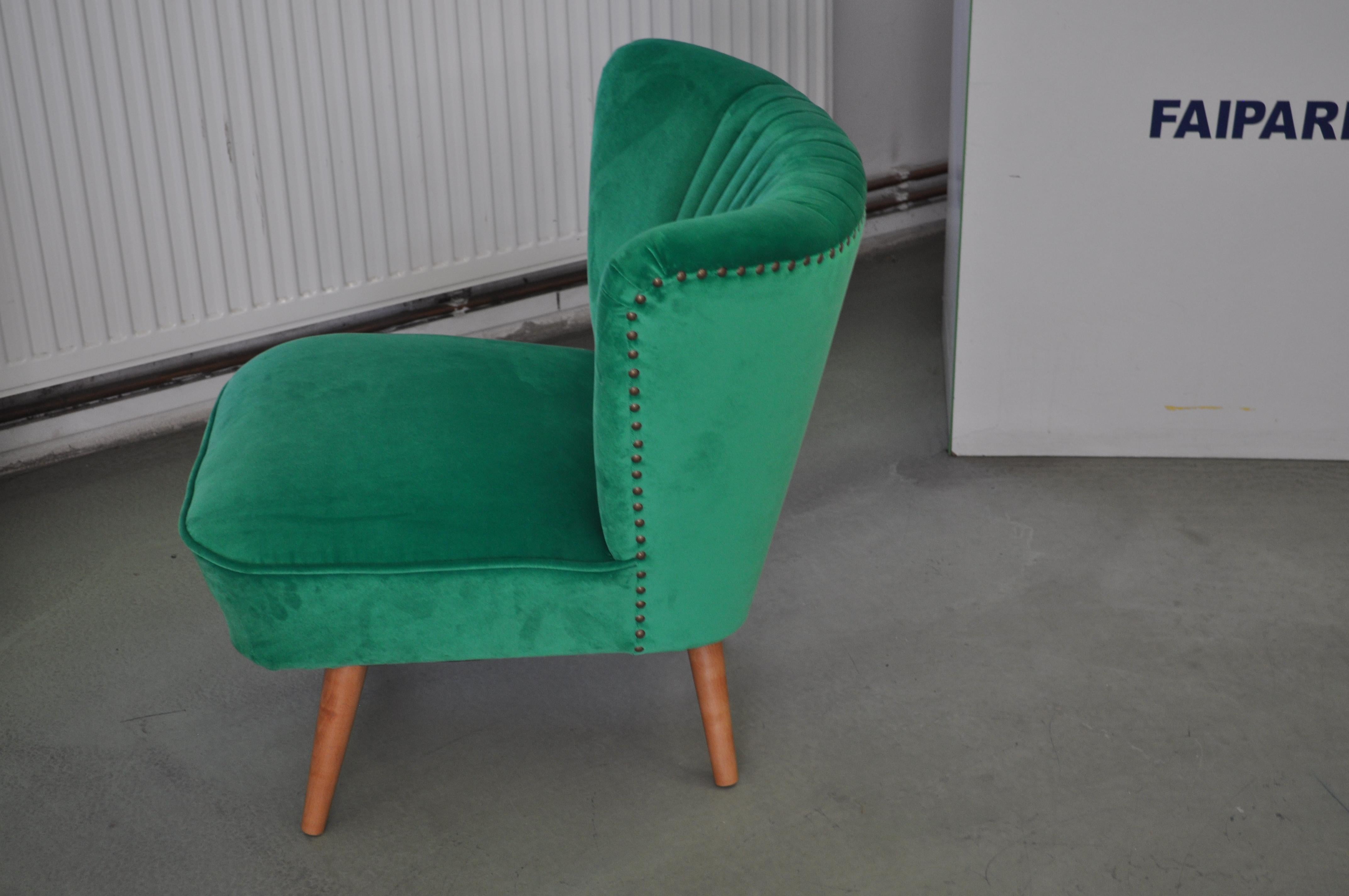 Cocktail Chair with a Green Fabric im Zustand „Gut“ im Angebot in Lábatlan, HU