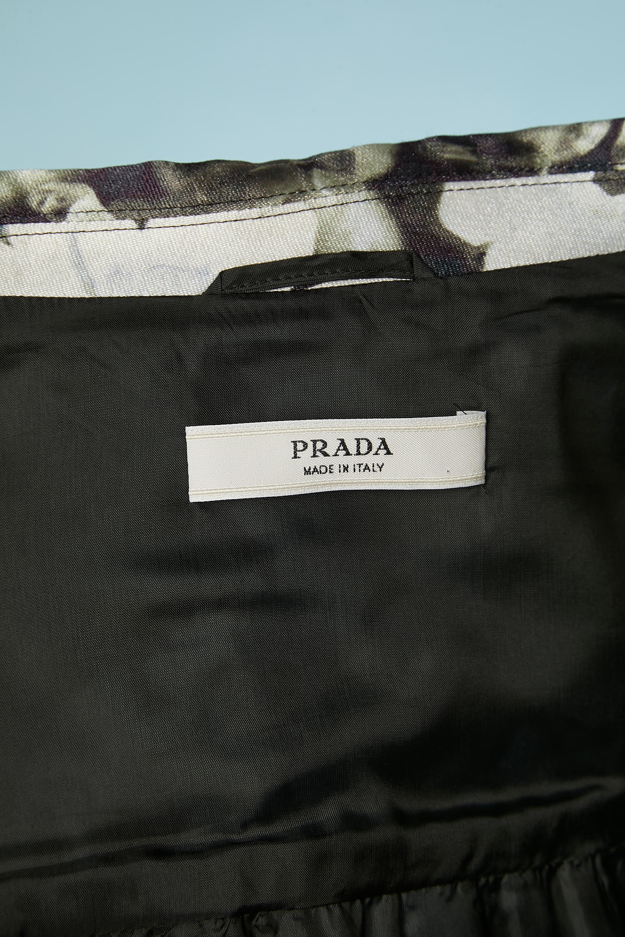 Cocktail coat with flower print Prada  3