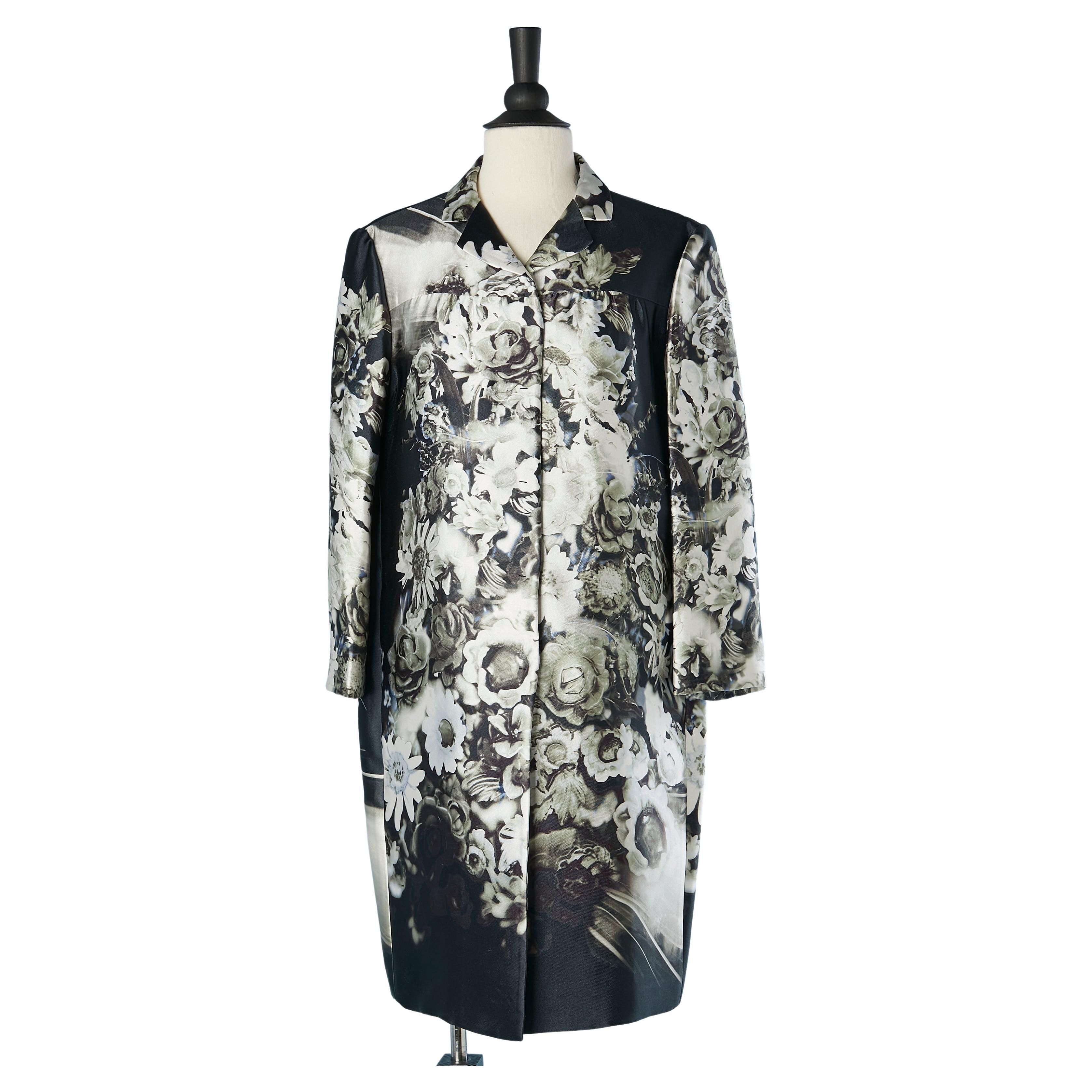 Cocktail coat with flower print Prada 