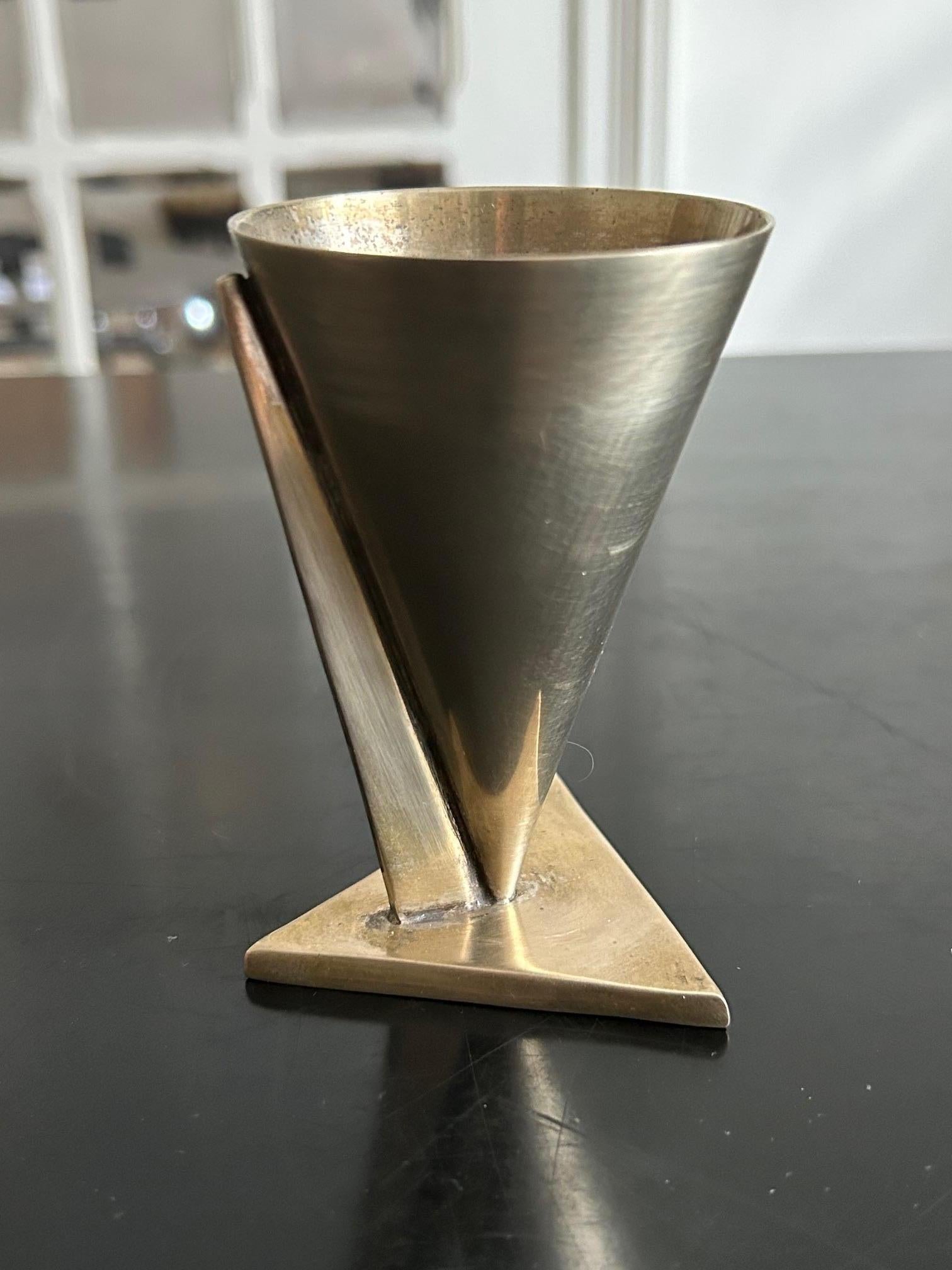 Tasse de cocktail attribuée à la Maison Desny Bon état - En vente à Brooklyn, NY