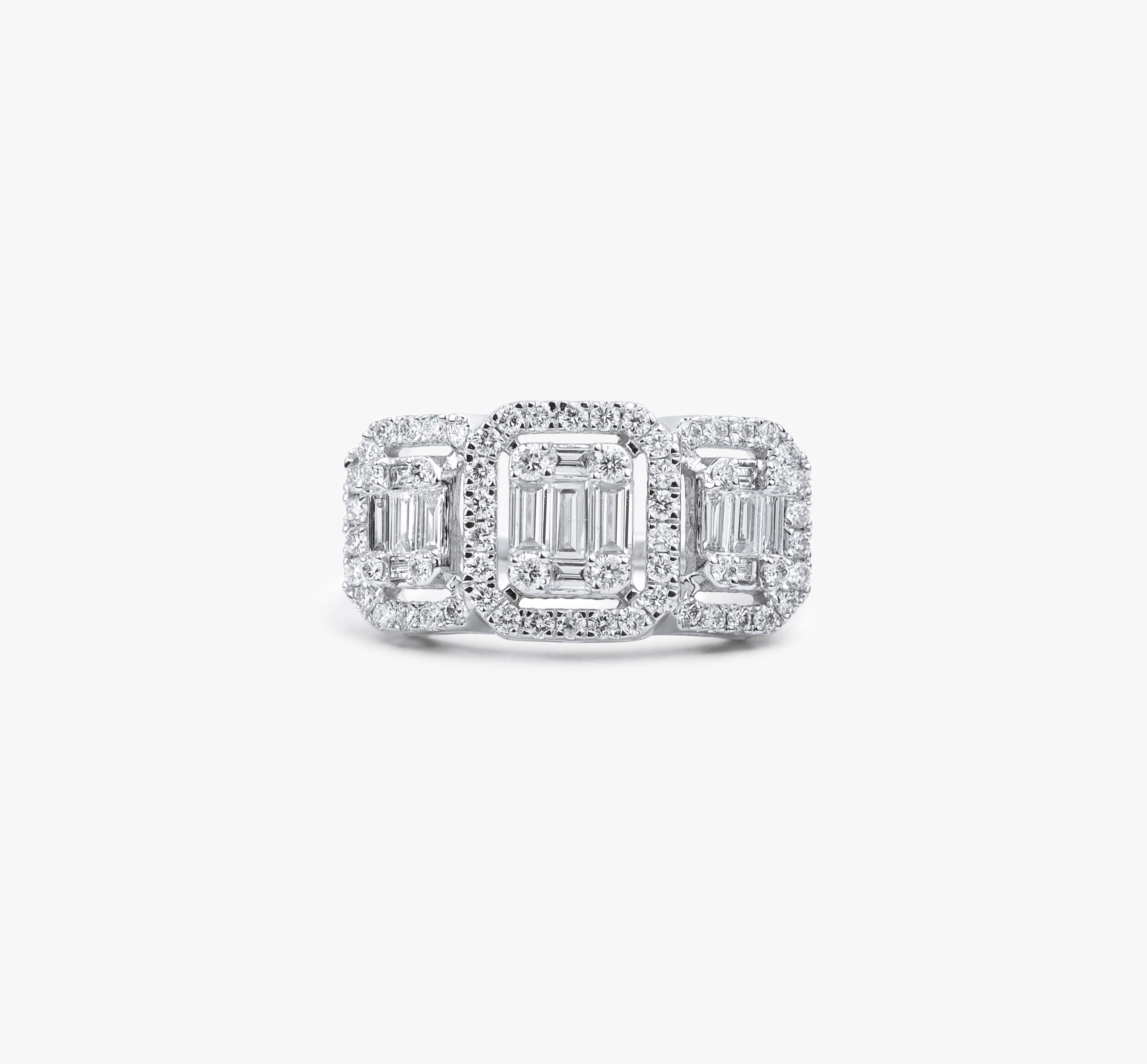 Art Déco Anello Cocktail con diamante a taglio baguette con incastonatura a illusione, anello con diamante 1 TCW F G VS in vendita