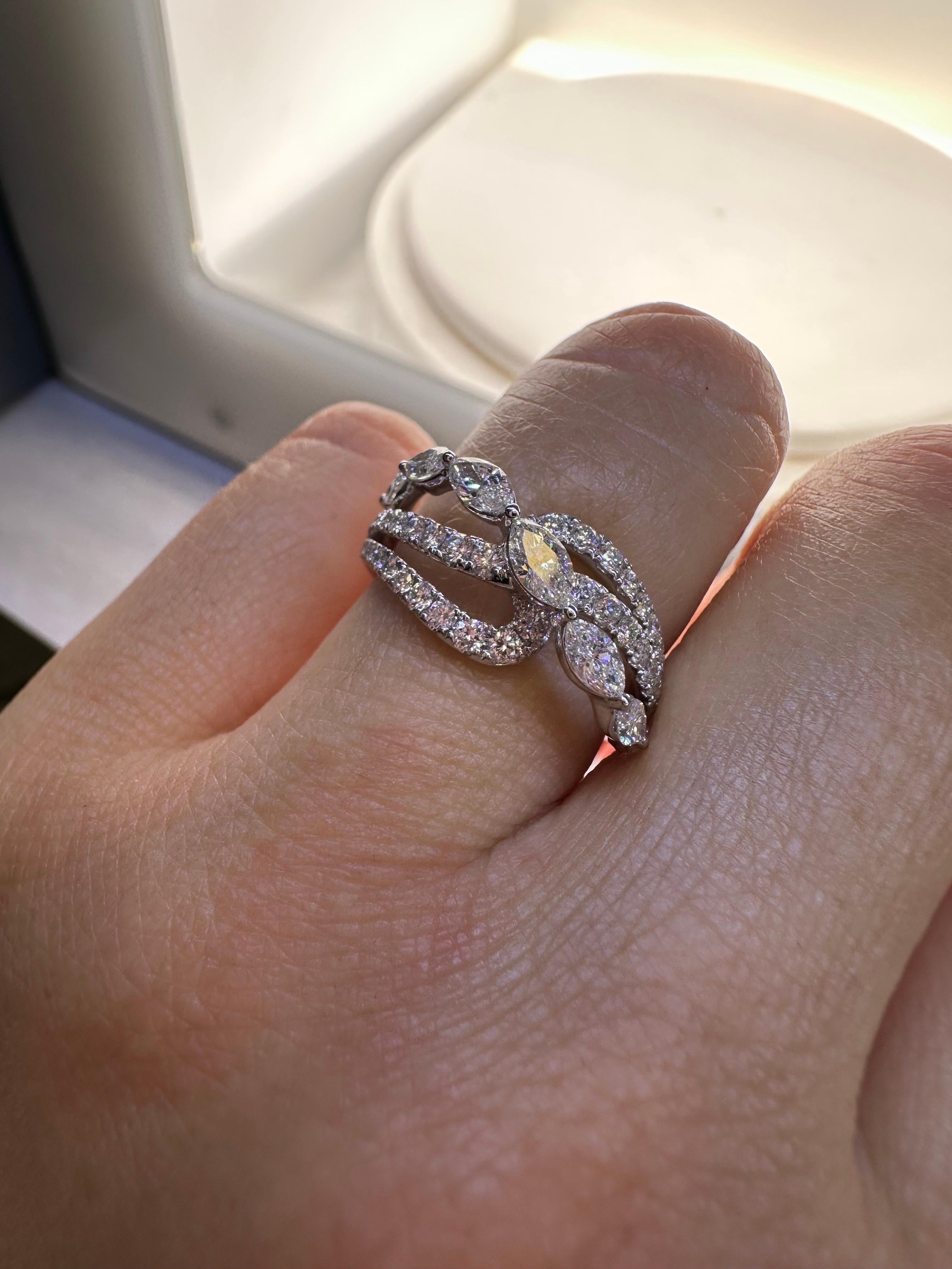 Anillo de diamantes de cóctel Anillo de diamantes marquesa Oro de 18 KT  1,31 quilates VS claridad F en venta 2