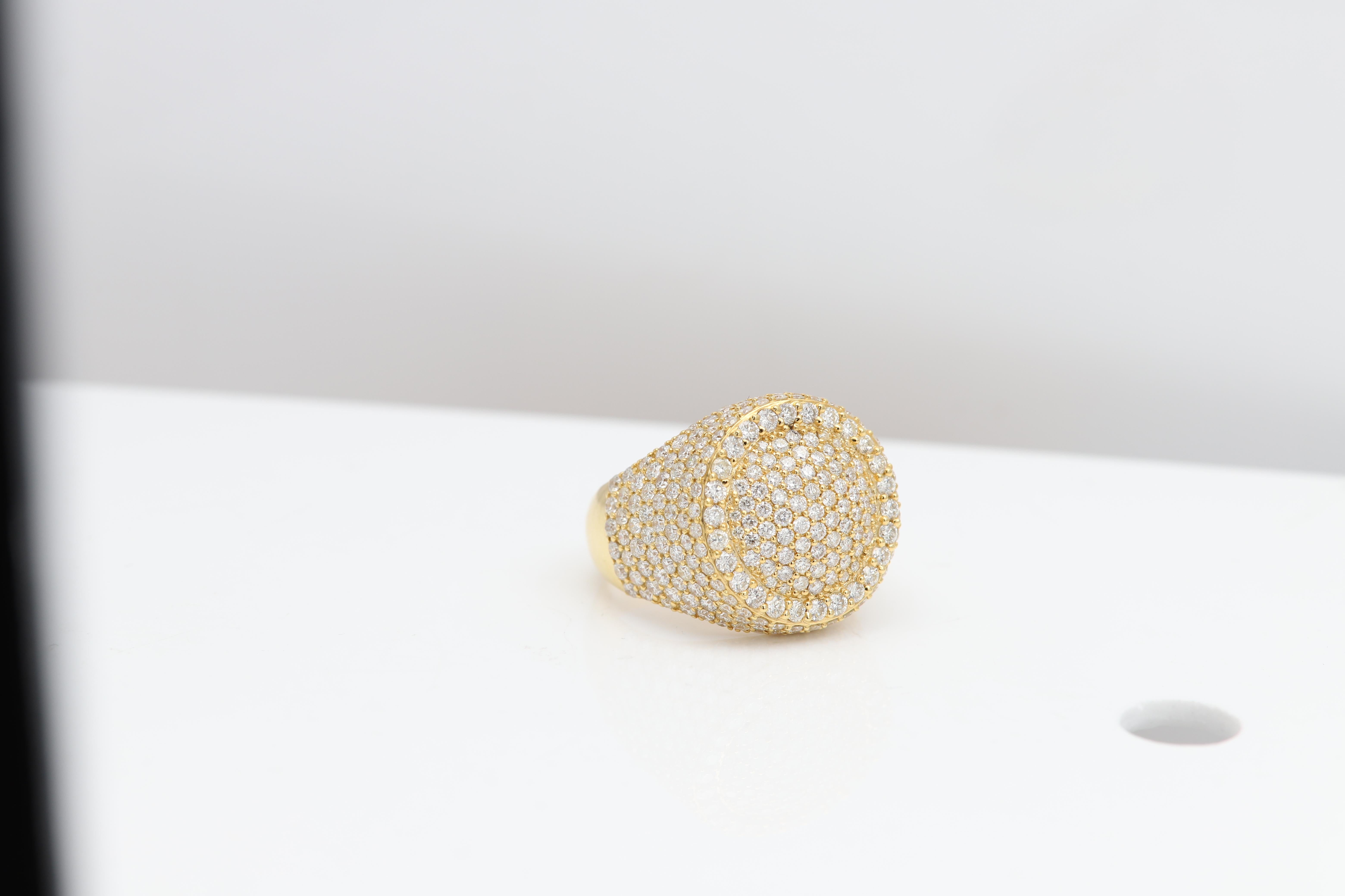 Bague cocktail en or jaune massif 14 carats avec diamants naturels Neuf - En vente à Brooklyn, NY