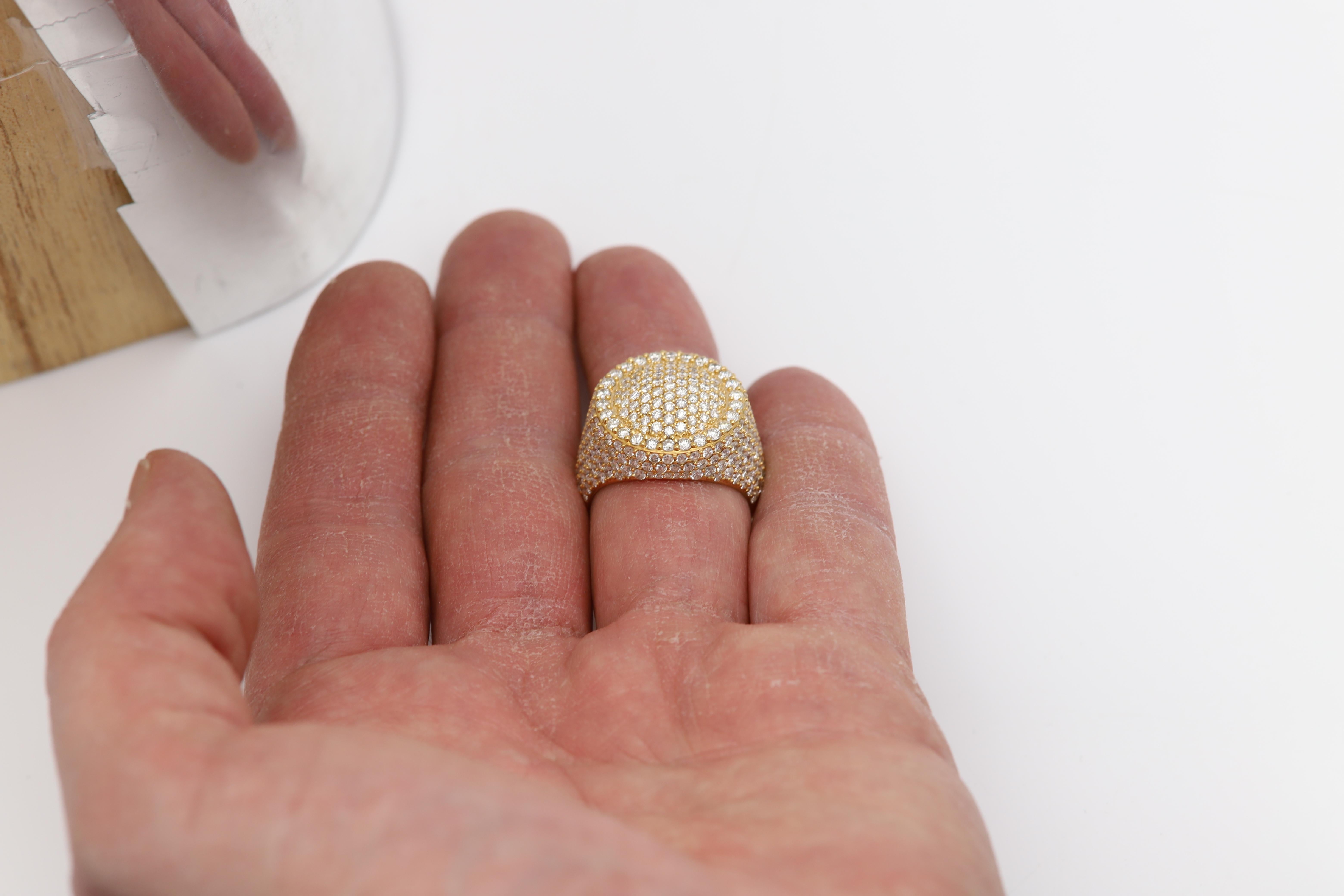 Bague cocktail en or jaune massif 14 carats avec diamants naturels en vente 3