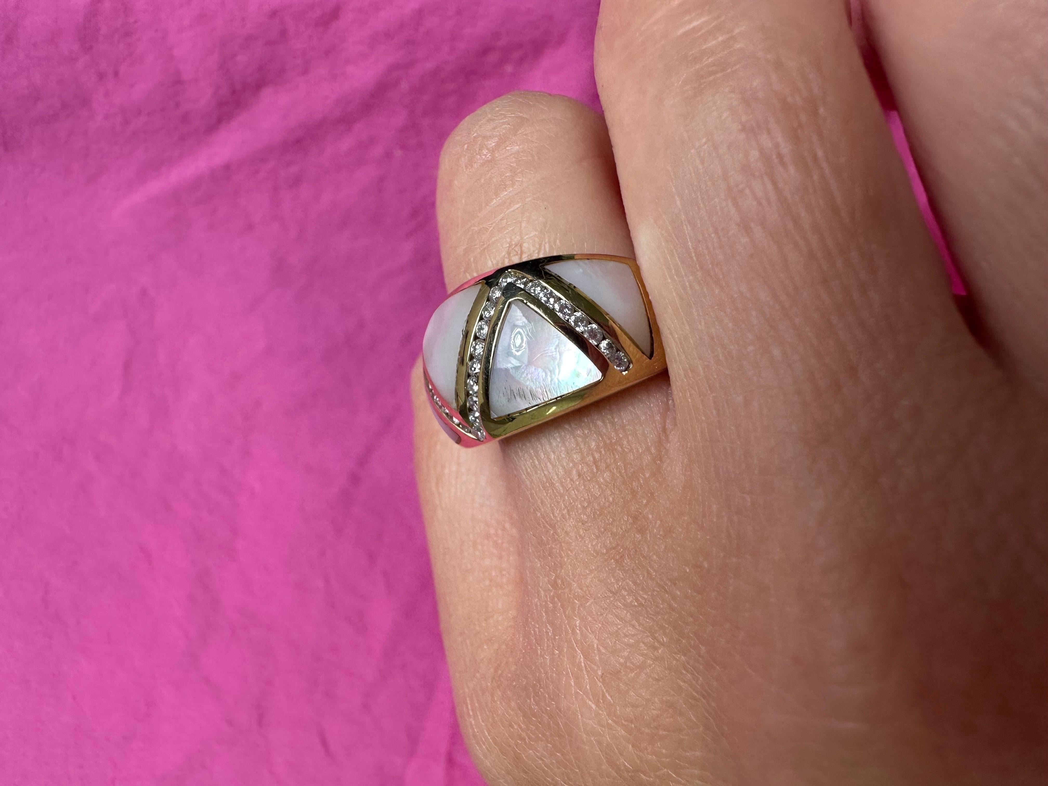 Cocktail Dome ring 14KT gold Diamond ring size 7 For Sale 3