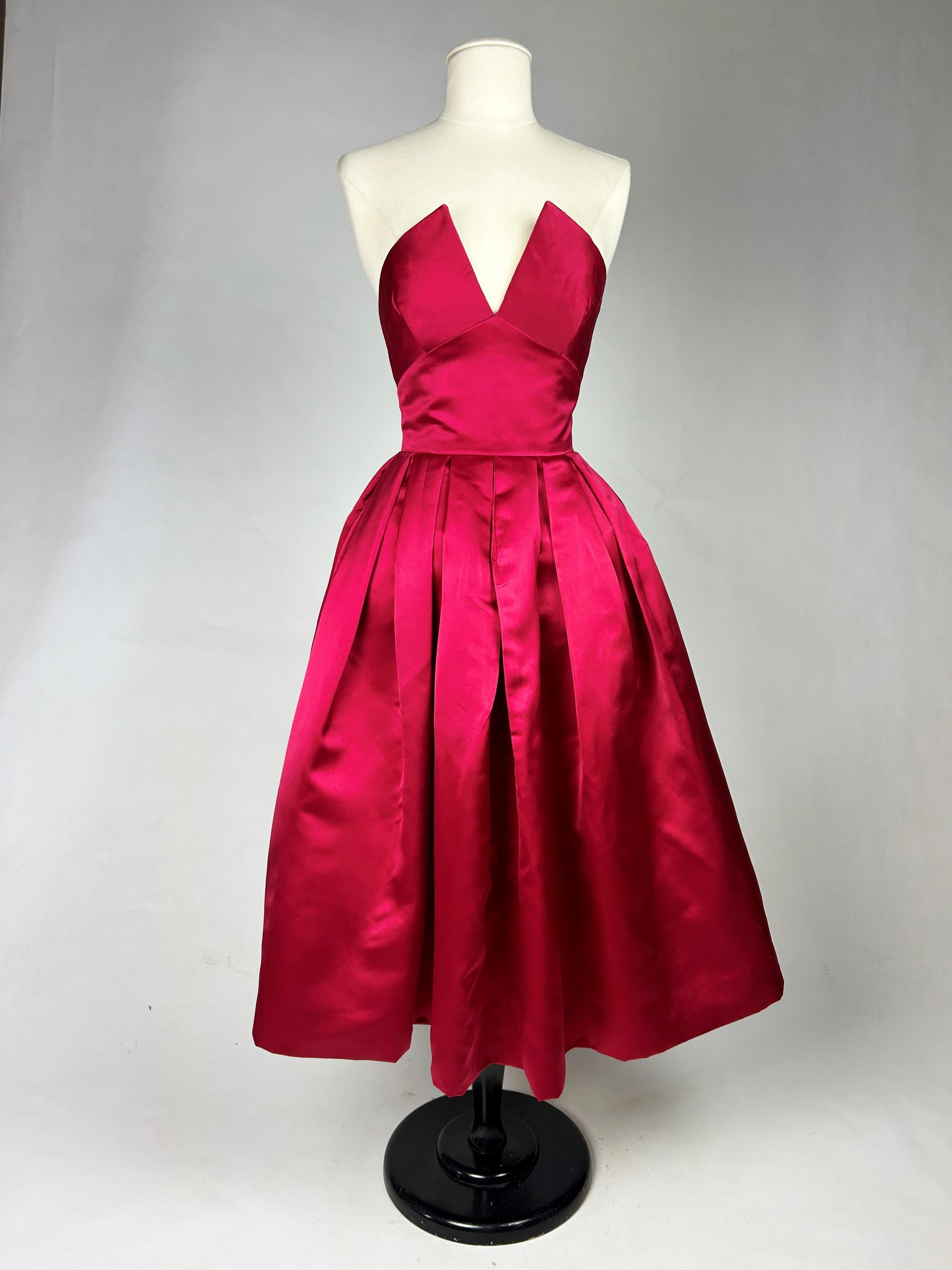 Women's Cocktail dress in raspberry satin in the style of Christian Dior - Paris C. 1955