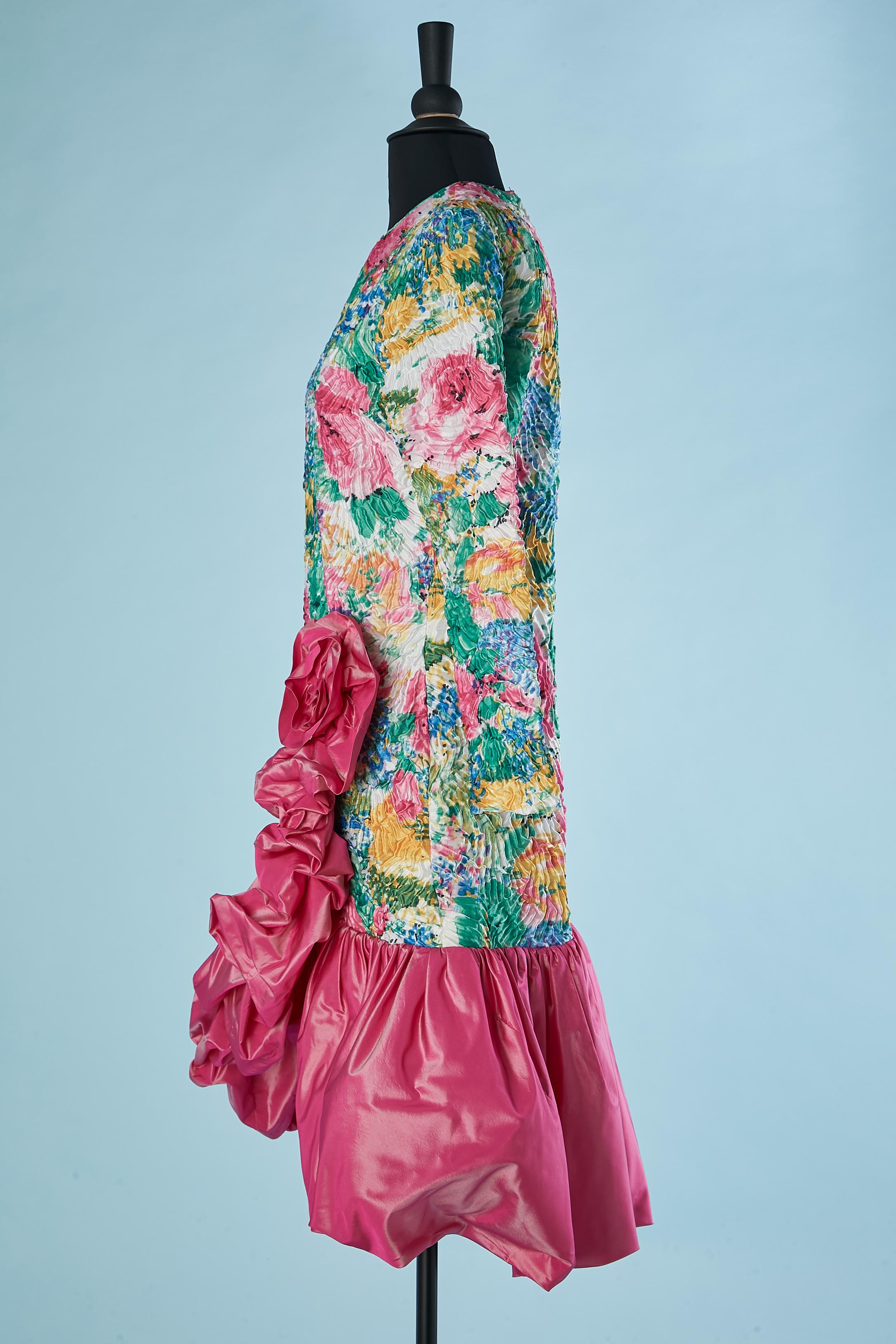 Cocktail dress with flower print and pink taffeta ruffles edge TRAVILLA For Sale 1