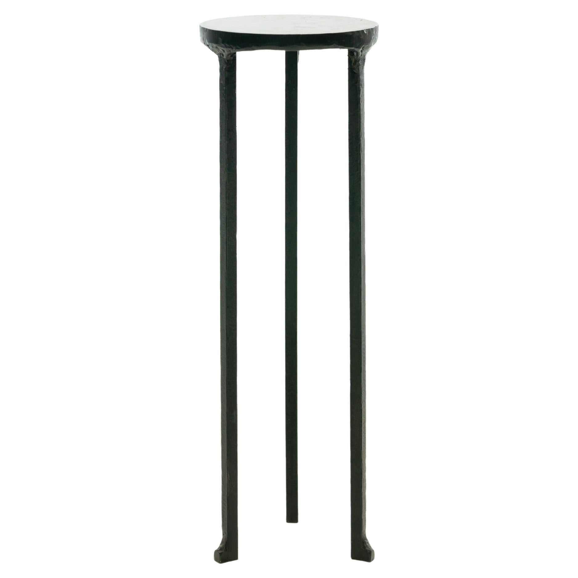 Cocktail End Table Modern Rund Rund Minimalistisch Zeitgenössisch Geschwärzter Stahl im Angebot