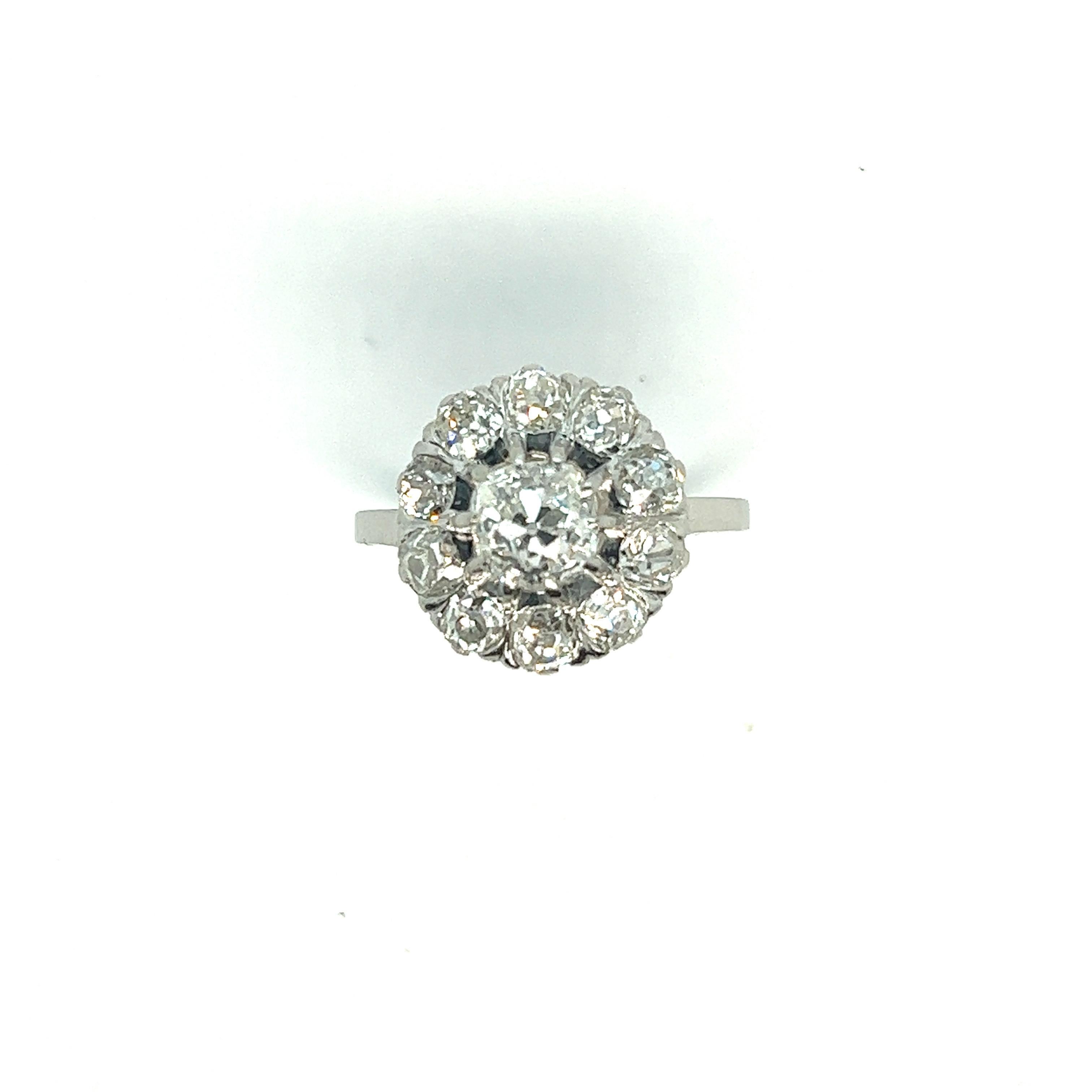 Cocktail French Ring Marguerite Platinum Diamonds  In Excellent Condition For Sale In Vannes, FR