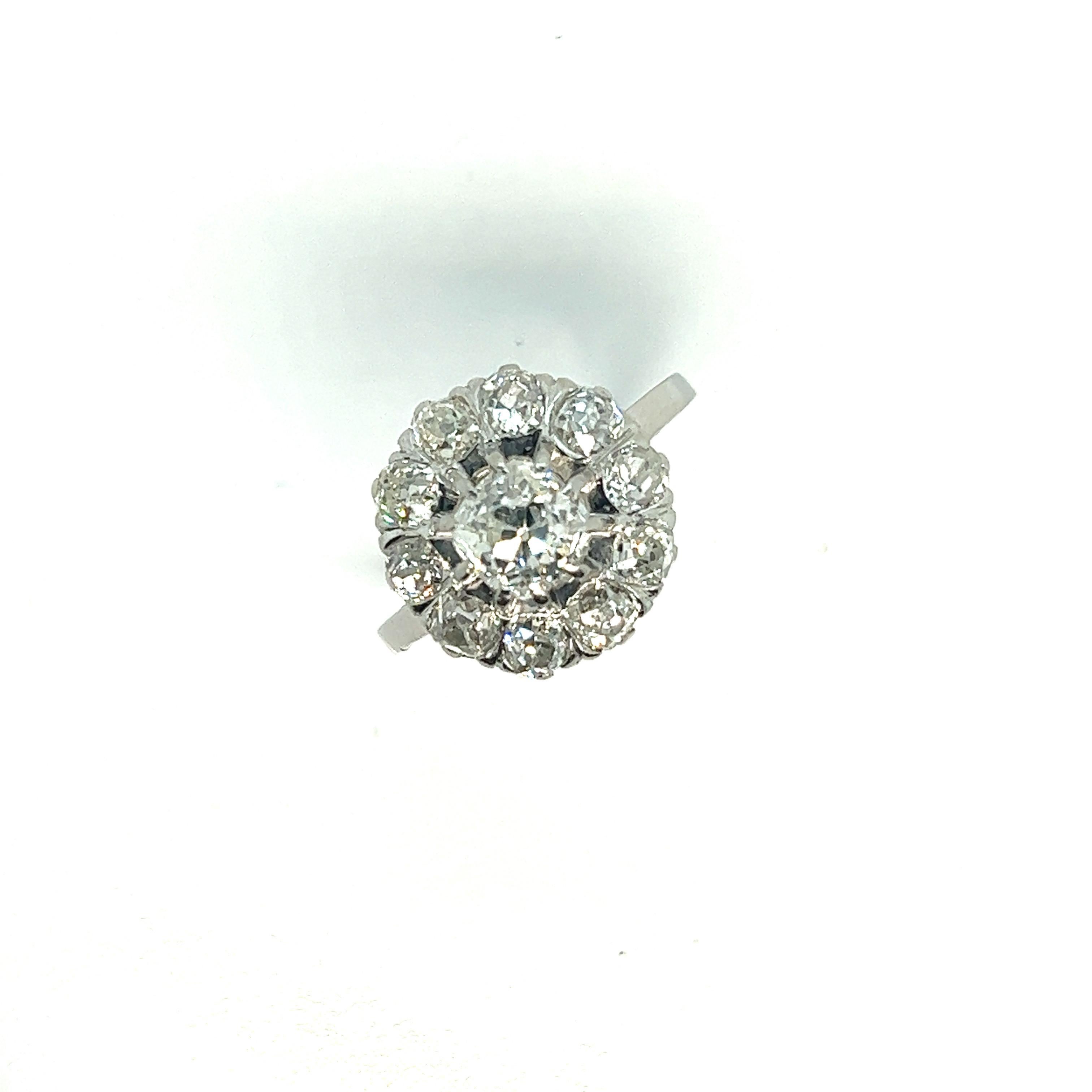 Cocktail French Ring Marguerite Platinum Diamonds  For Sale 1