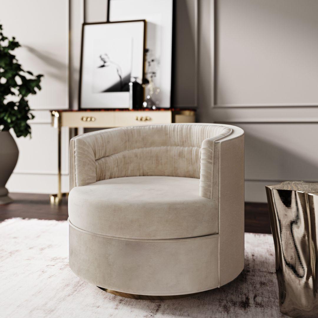 Poltrona Cocktail con base in metallo - In magazzino USA In condizioni buone in vendita a Manassas, VA