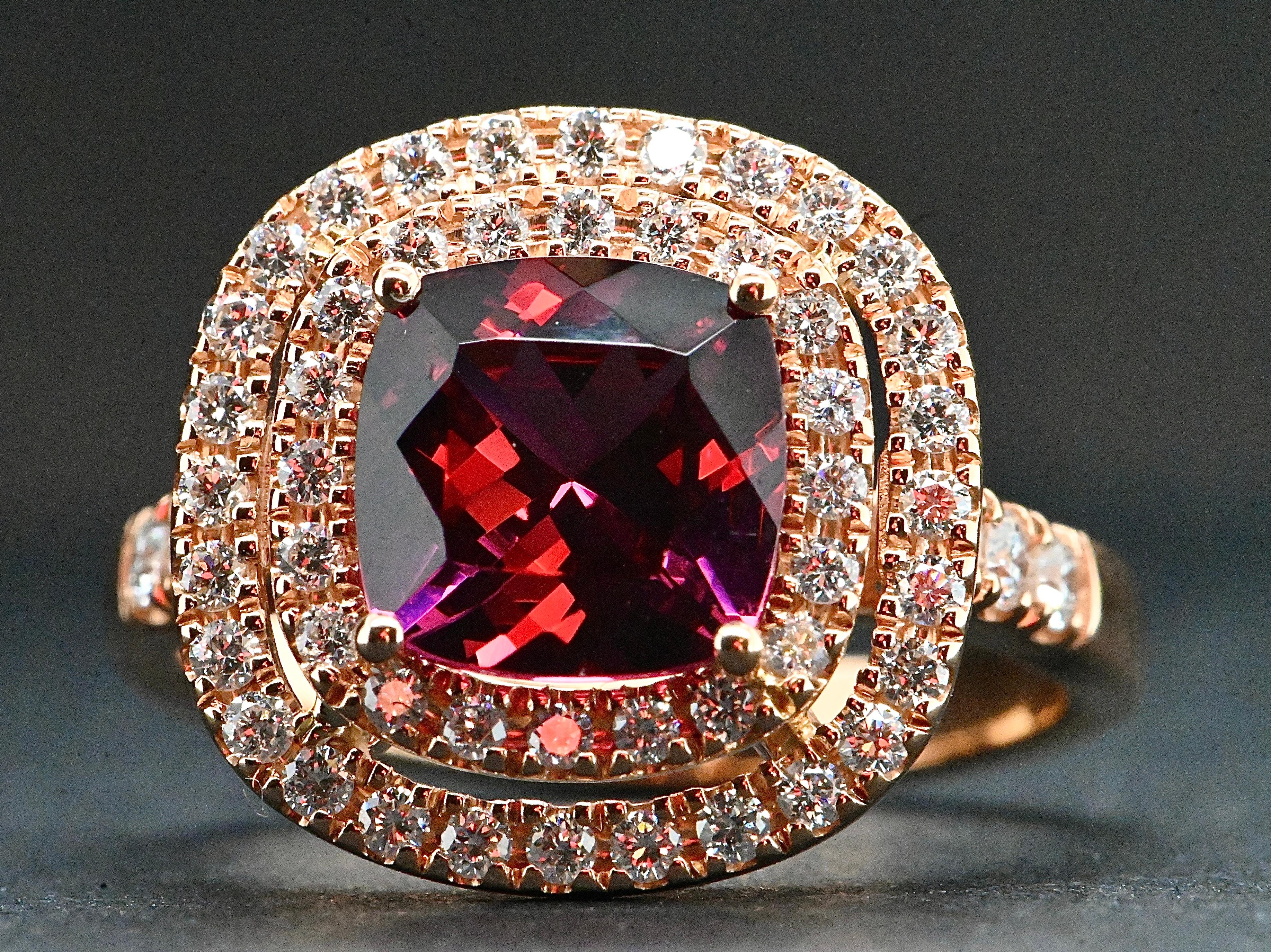 Anello Cocktail in oro rosa 18 carati con rodolite e diamanti 0,640 carati in vendita 4