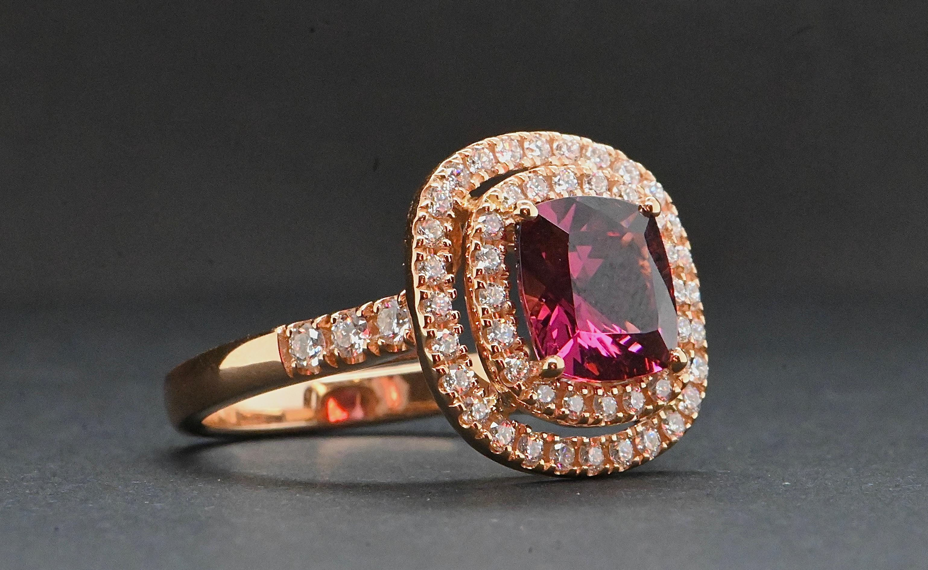 Anello Cocktail in oro rosa 18 carati con rodolite e diamanti 0,640 carati in vendita 5